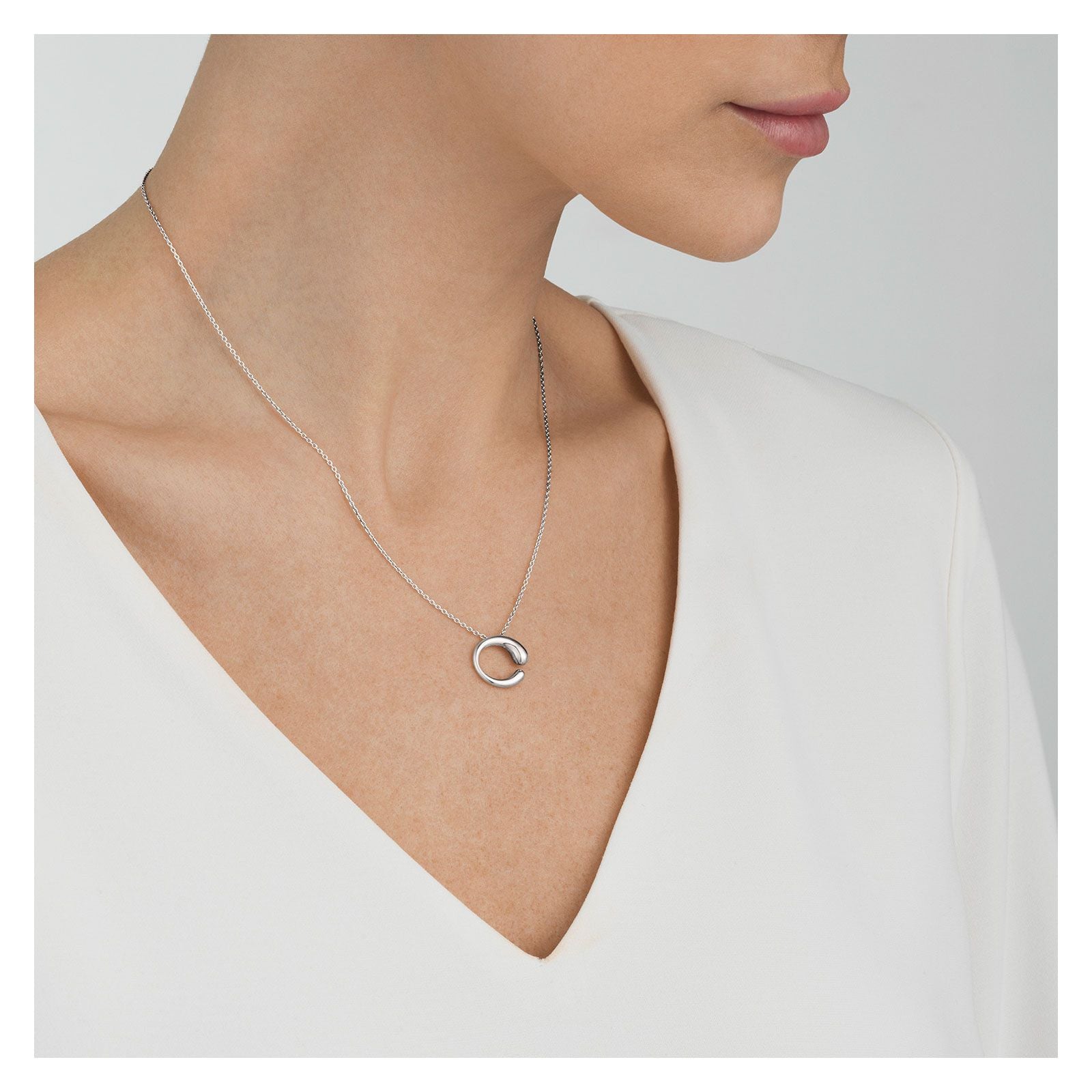 Georg Jensen MERCY Sterling Silver Necklace for Women - Elegant Minimalist Pendant Jewelry Gift for Her - Perfect for Everyday Wear, Date Nights & Special Occasions