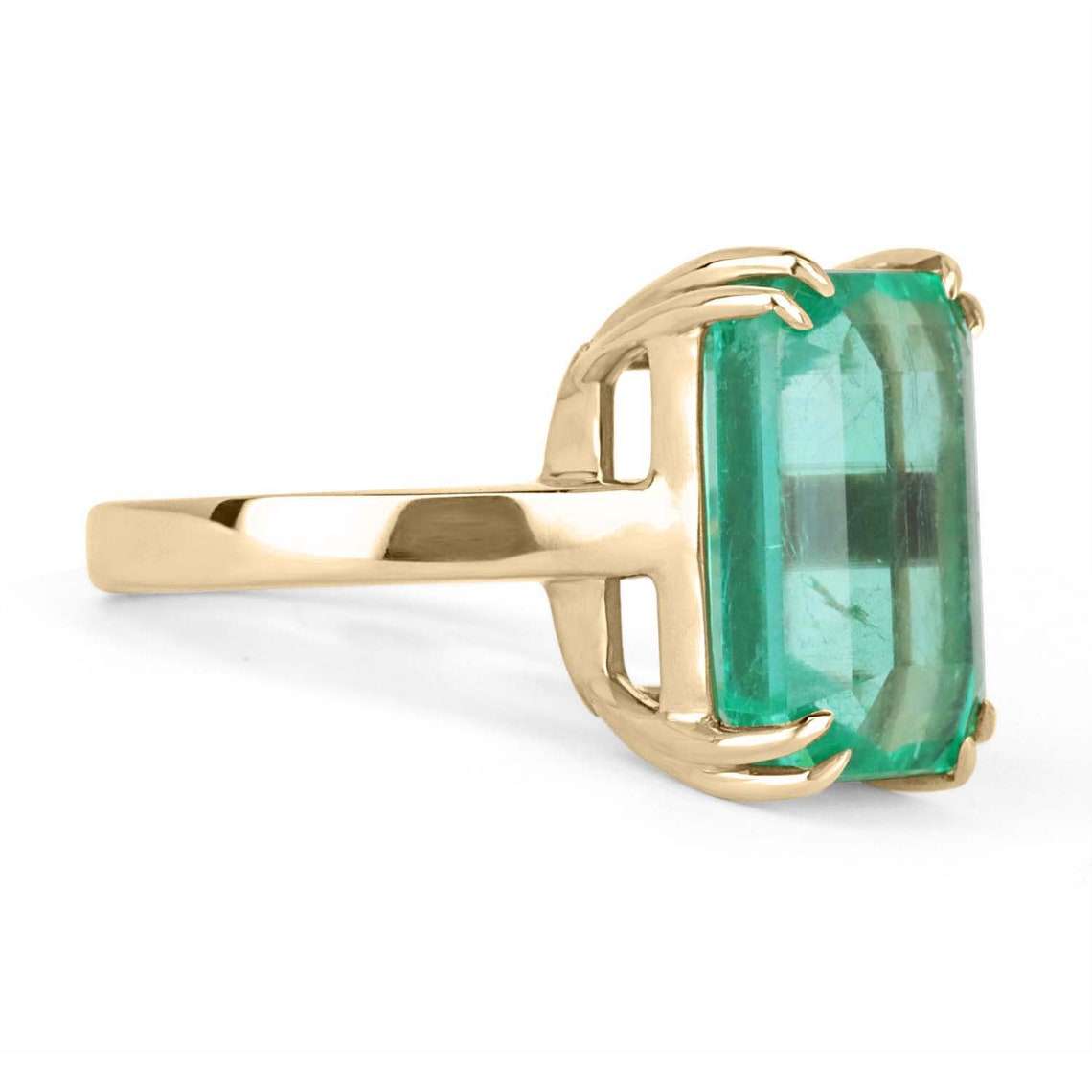 10.58 Carat GIA Certified Colombian Emerald Solitaire Ring in 18K Gold - Elegant Statement Jewelry for Weddings, Engagements & Special Occasions
