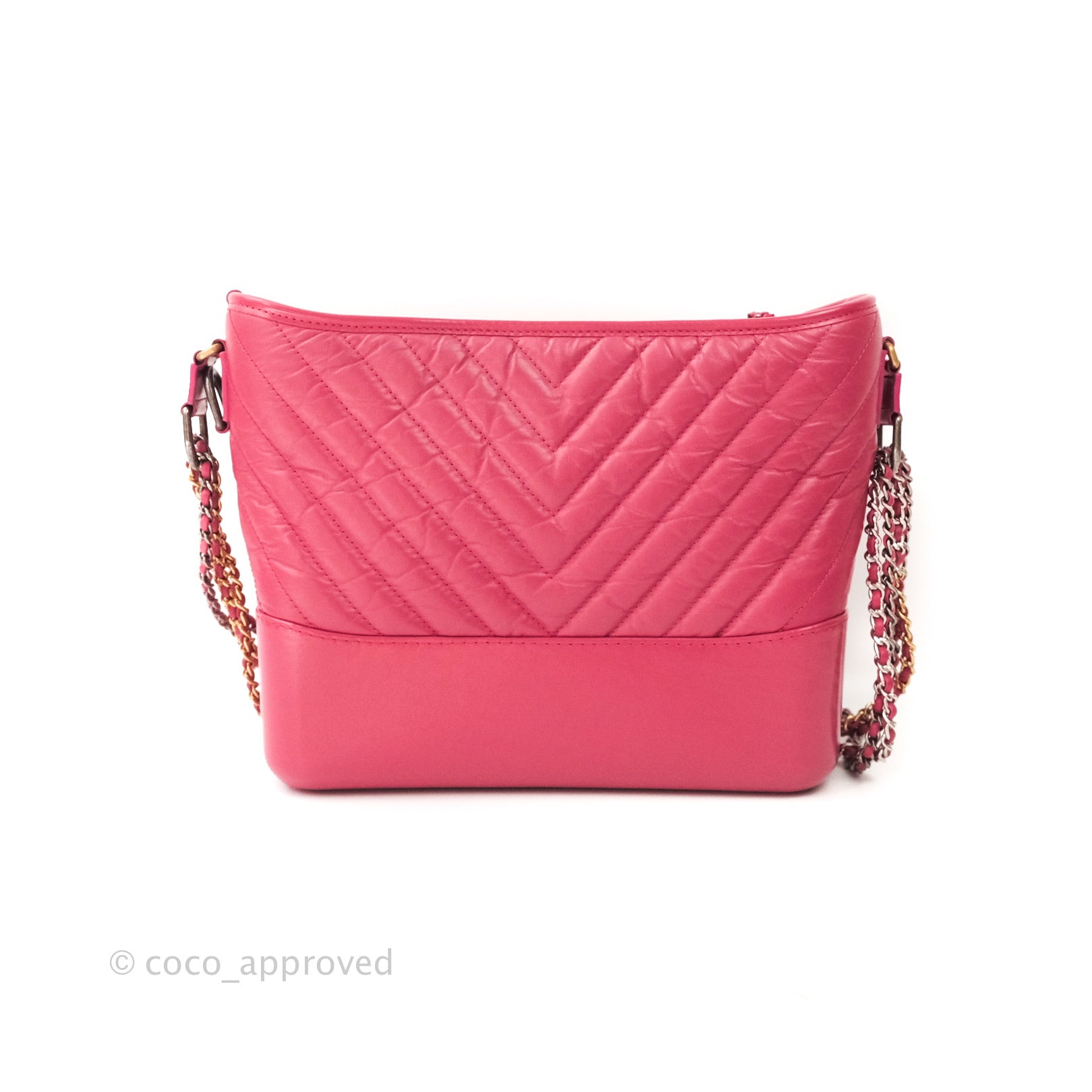 Chanel Chevron Medium Gabrielle Hobo Bag in Pink Aged Calfskin with Mixed Hardware - Perfect for Work, Travel & Everyday Luxury