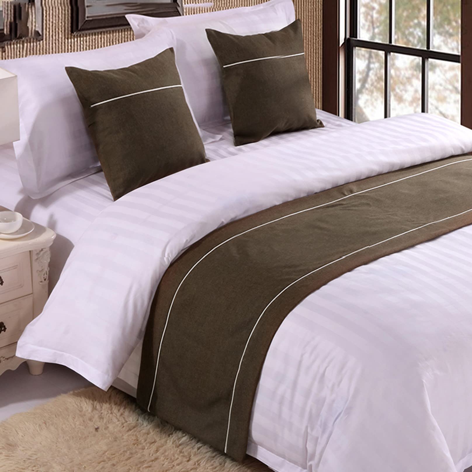 Quilted Bed Runner for Foot of Bed - Decorative Solid Color Patchwork Bed Scarf & Bed End Towel (50x260cm, Brown) - Perfect for Single, Double & Super King Size Beds - Ideal for Hotel Bedroom, Home Decor & Luxury Bedding Makeover
