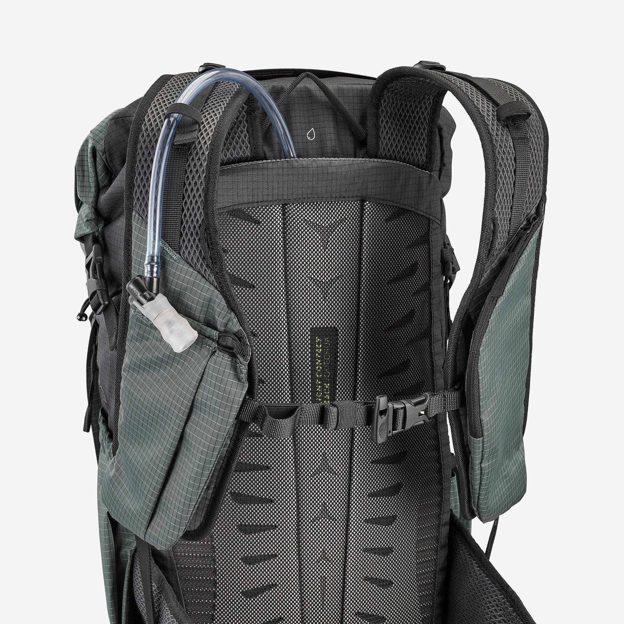 Quechua MH500 22L Lightweight Hiking Backpack - Waterproof Daypack for Outdoor Adventures, Camping & Travel | Perfect for Hiking, Trekking & Daily Commute