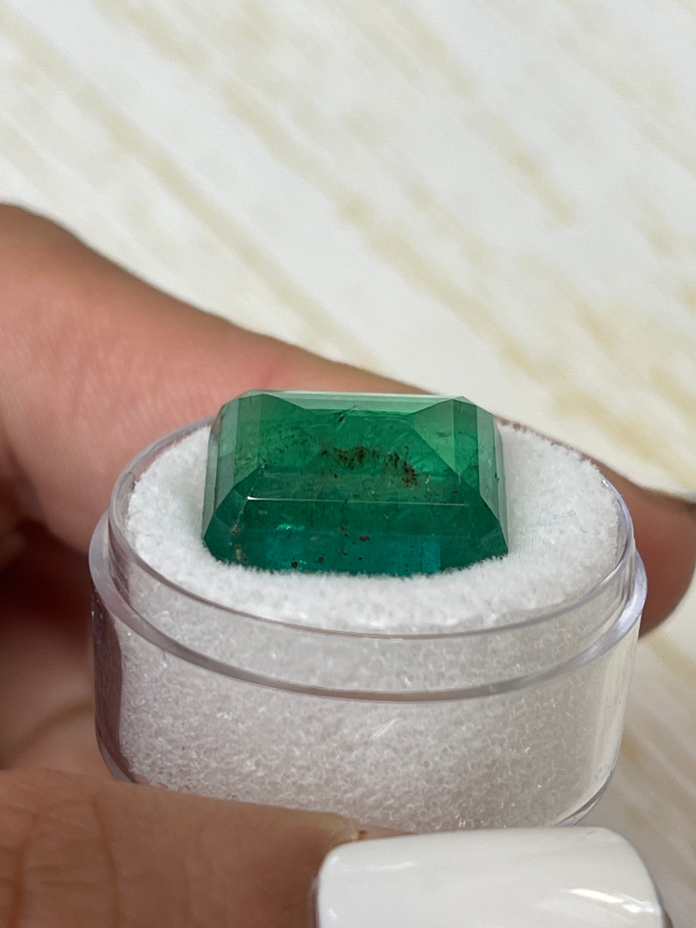 14.13 Carat Natural Zambian Emerald - Loose Green Emerald Cut Gemstone 16.5x13mm for Jewelry Making, Engagement Rings & Luxury Gifts