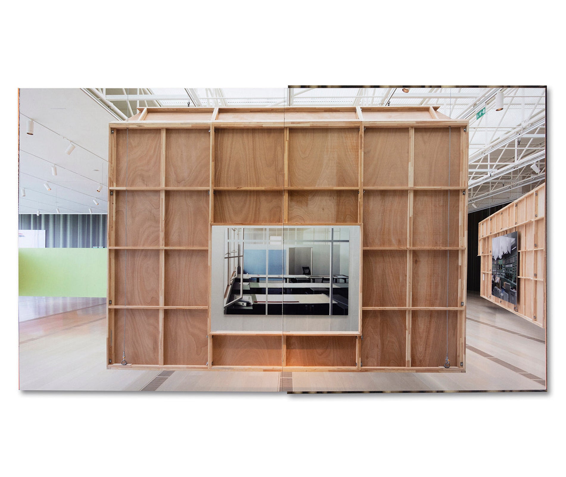 Thomas Demand MUNDO DE PAPEL Art Book - Contemporary Photography & Paper Sculptures - Perfect for Art Collectors, Exhibitions & Home Decor