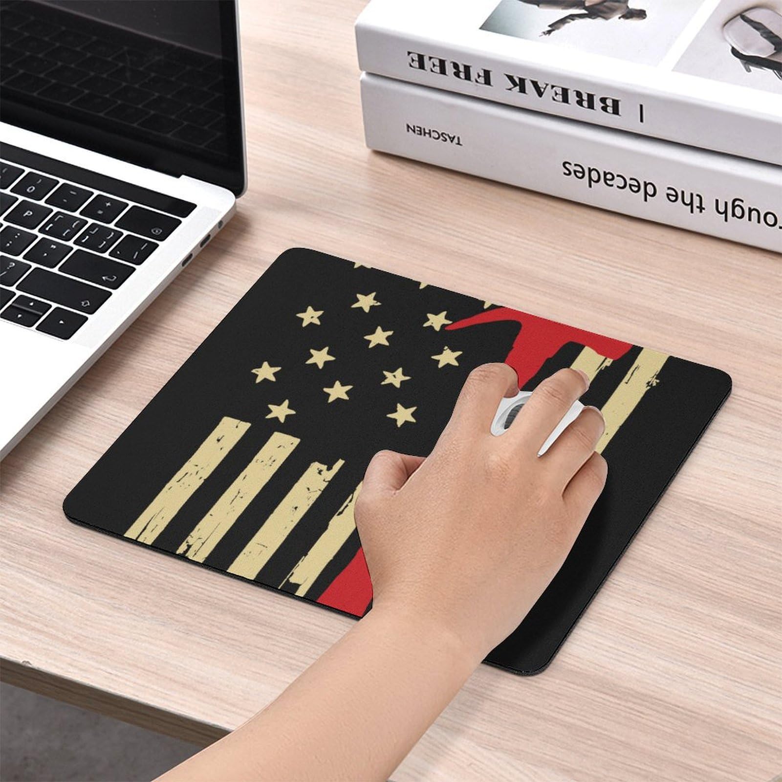 USA Carpenter Flag Mouse Pad - Durable, Non-Slip, Waterproof Gaming Mouse Mat for Home & Office (18x22cm) - Perfect for Gamers, Designers & Computer Workstations