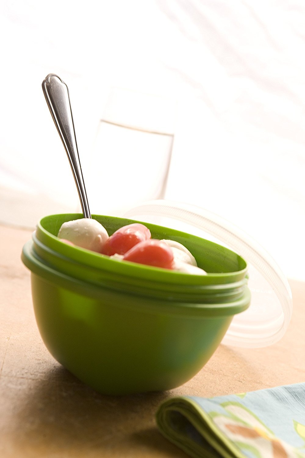Eco-Friendly Food Storage Container - 25.5oz Large Airtight Kitchen Organizer, BPA-Free Plastic with Locking Lid in Apple Green - Perfect for Meal Prep, Leftovers & Pantry Organization