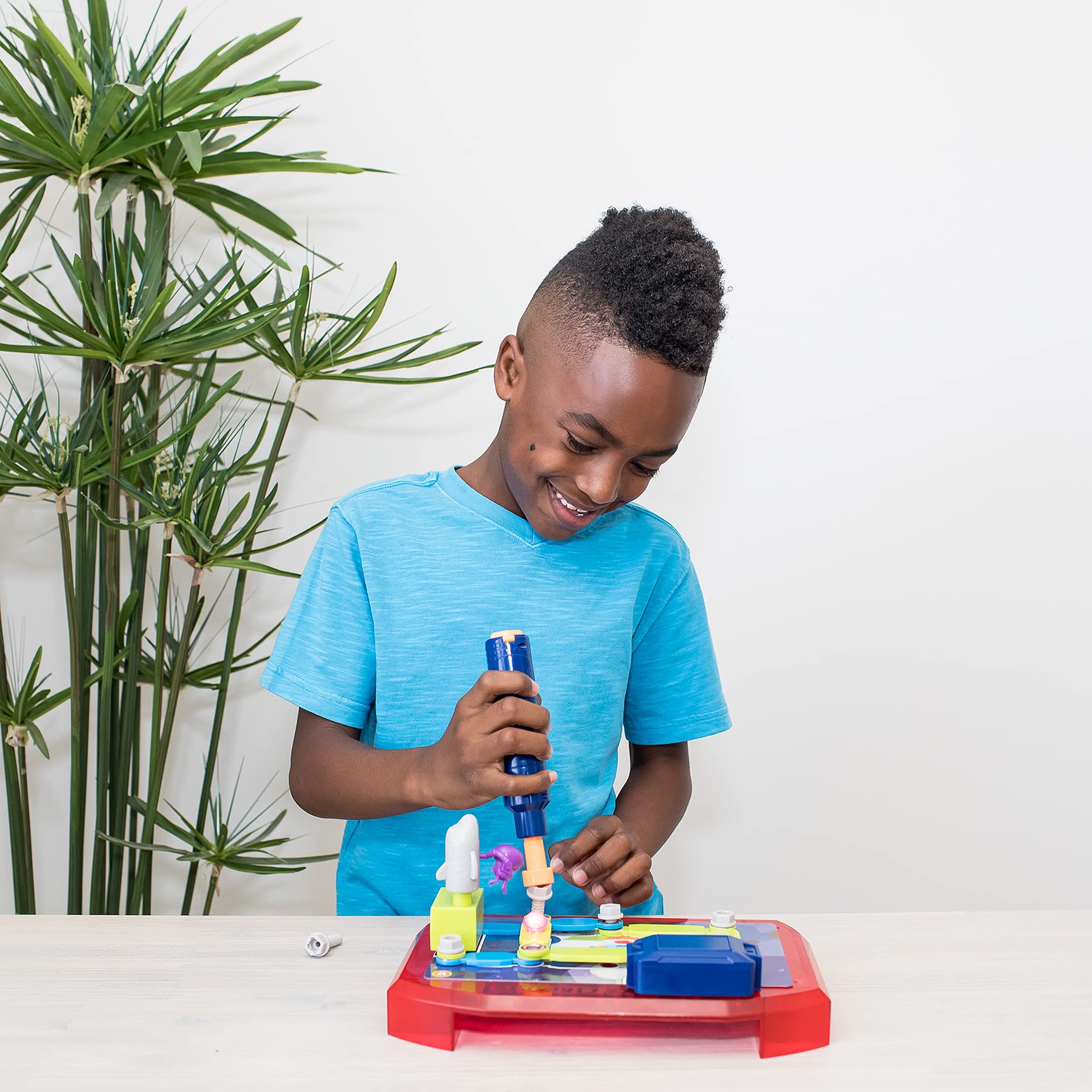 Educational Insights Design & Drill Space Circuits STEM Toy – Beginner Circuit Building Science Kit with 52 Pieces, Kid-Friendly Power Drill & 20 Challenges – Perfect for Boys & Girls Ages 5+ | Fun Learning Activity for Home, Classroom & STEM Education