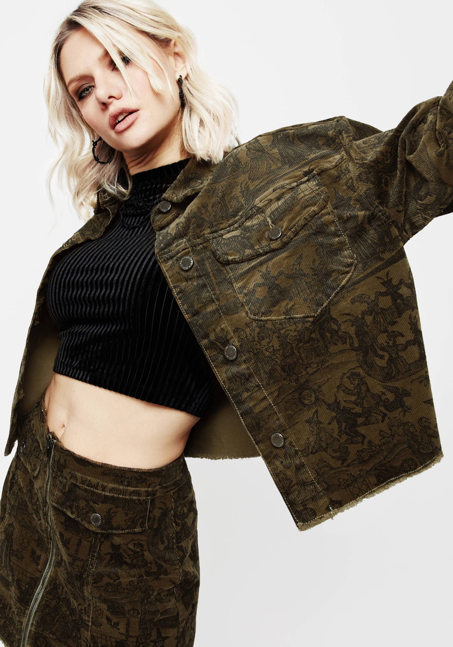 Stylish Diabolical Cord Woodcut Print Crop Shacket Jacket for Women | Trendy Fall & Winter Fashion | Perfect for Casual Outings & Layering
