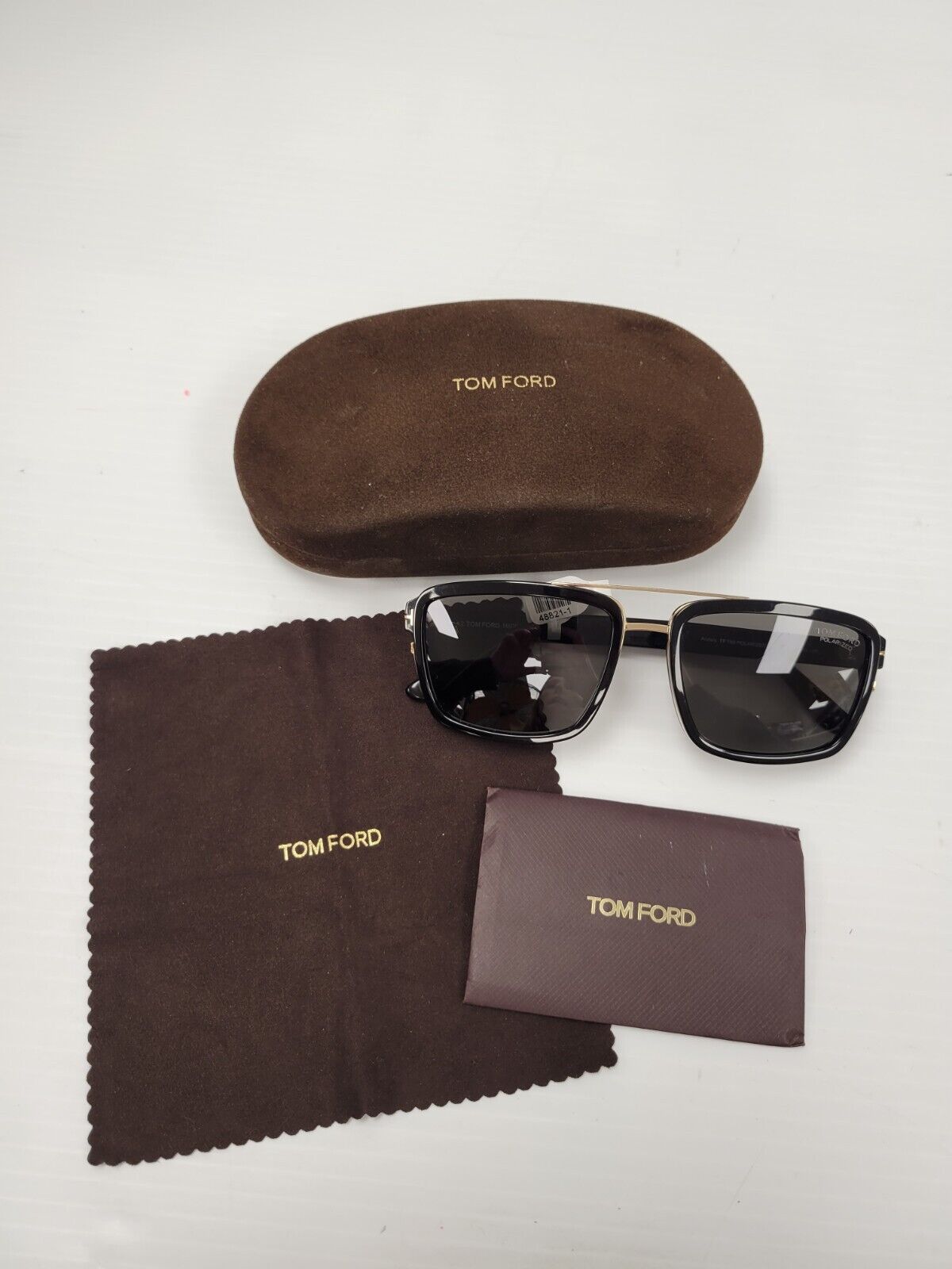 Tom Ford TF780 Sunglasses for Women & Men - Luxury Designer Shades with UV Protection - Perfect for Outdoor Activities, Beach & Driving