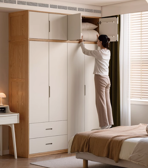 Oak Solid Wood Log Cream Style Wardrobe - Rustic Bedroom & Living Room Storage Furniture for Home Organization