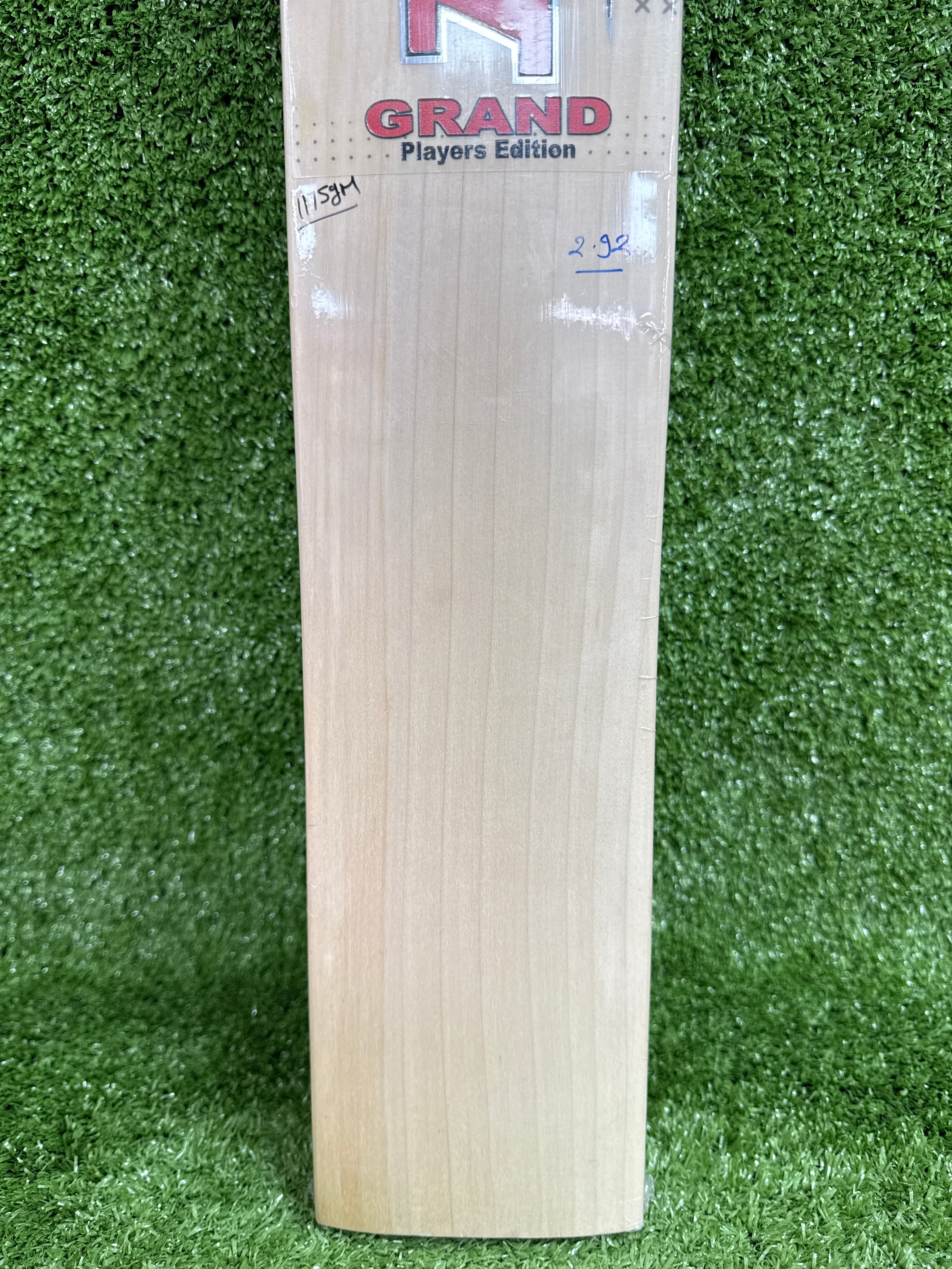 Premium MRF Genius Grand Players Edition English Willow Cricket Bat - Professional Grade for Matches & Practice - Perfect for Tournaments & Training Sessions