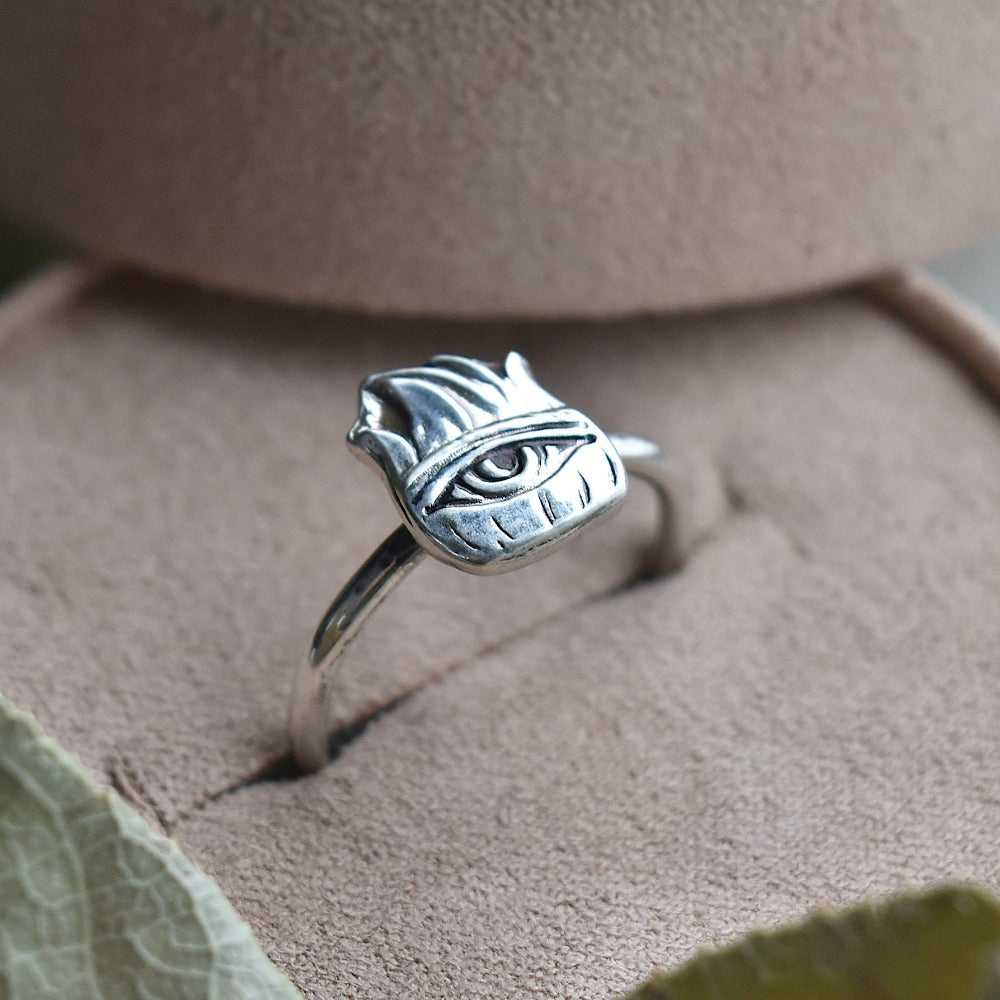Fiery Eye Ring for Women - Elegant Red Gemstone Statement Jewelry - Perfect for Parties, Date Nights & Special Occasions
