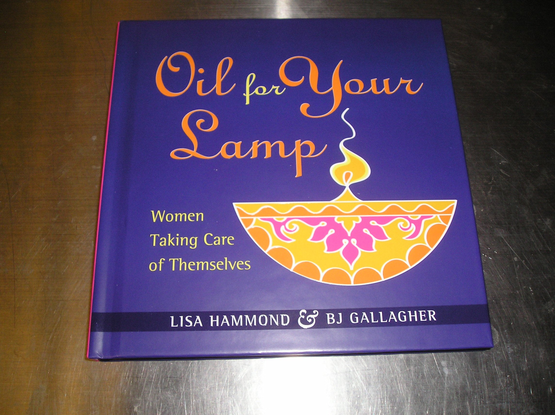 Premium Lamp Oil for Indoor & Outdoor Use - Clean Burning, Long Lasting, Odorless - Ideal for Oil Lamps, Lanterns, Emergency Lighting & Decorative Ambiance