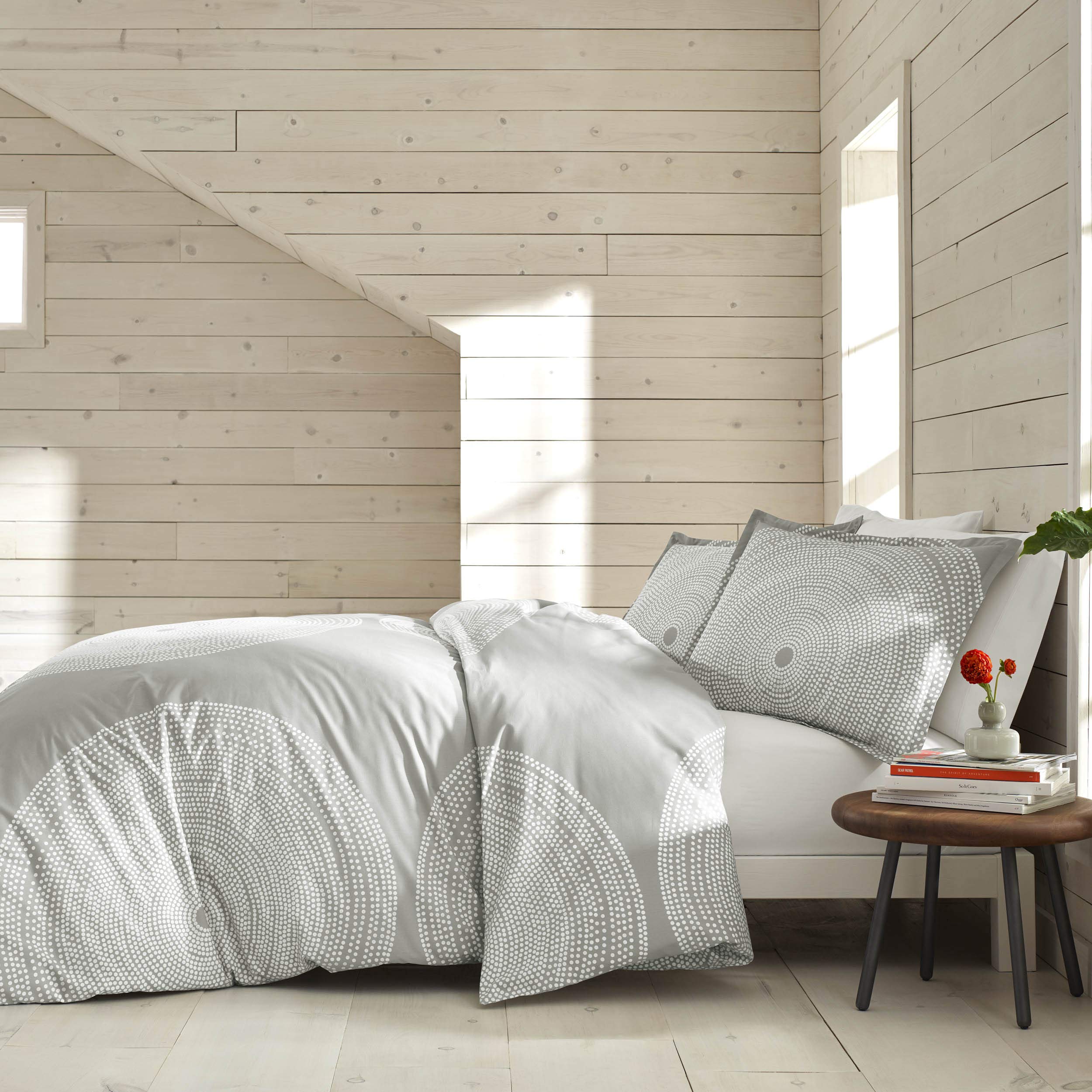 MARIMEKKO Queen Comforter Set - Premium Smooth Cotton Percale Bedding with Matching Shams, Medium Weight Grey Duvet Cover for Cozy Bedroom Decor | Perfect for Master Bedroom, Guest Room & Airbnb Styling (Fokus Grey, Queen Size)
