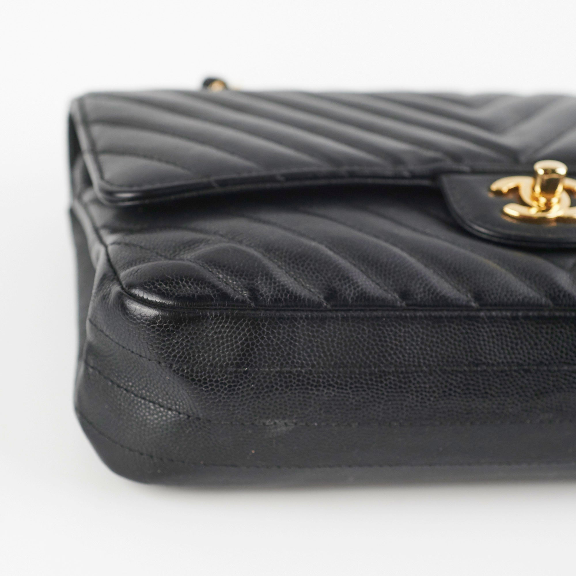 Chanel Chevron Classic Flap Bag Medium/Large Black Leather Handbag for Women - Perfect for Work, Evening Events & Luxury Fashion Accessories