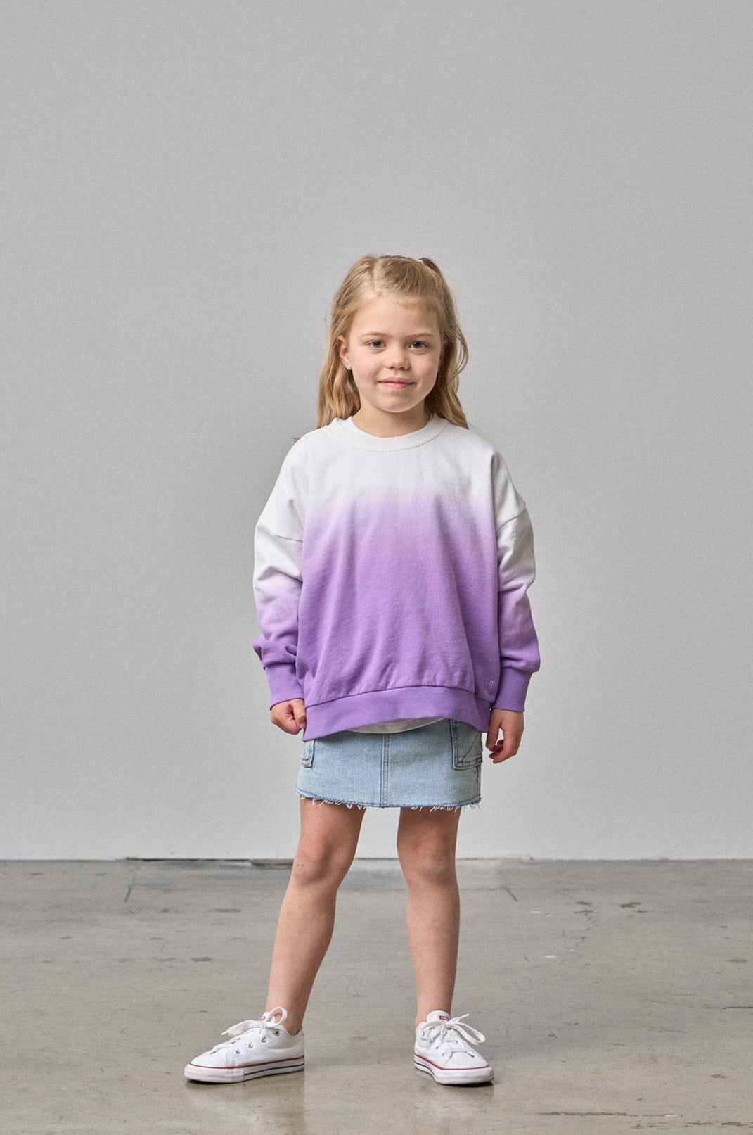Ombre Lightweight Crewneck Sweatshirt for Women - Soft Purple Gradient Pullover, Comfortable Casual Wear for Everyday Outfits, Lounge & Street Style