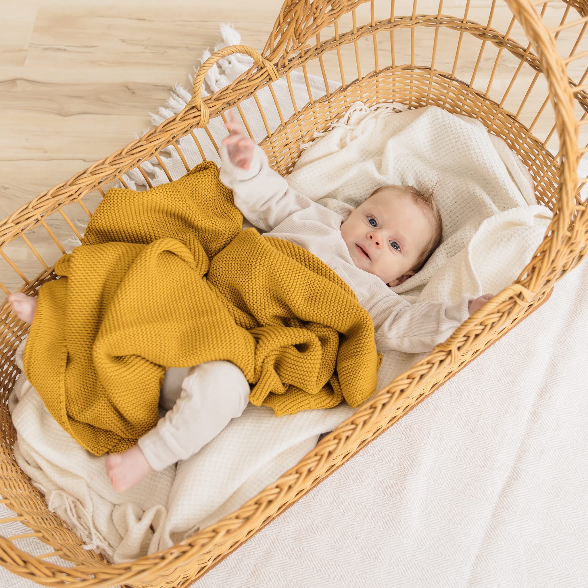 Natemia Knitted Baby Receiving Blanket - Ultra Soft Organic Cotton 30