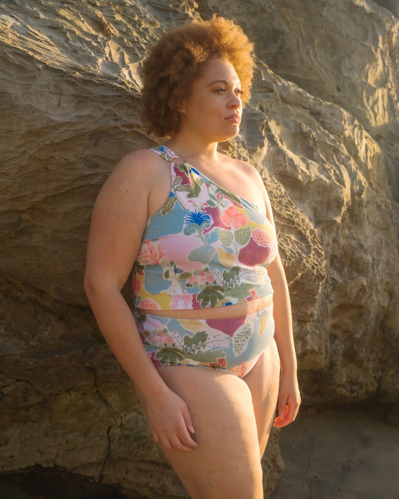 Abstract Shell High Rise Bottom - Trendy Women's Swimwear for Beach & Pool - Perfect for Summer Vacations, Resort Getaways & Tropical Holidays