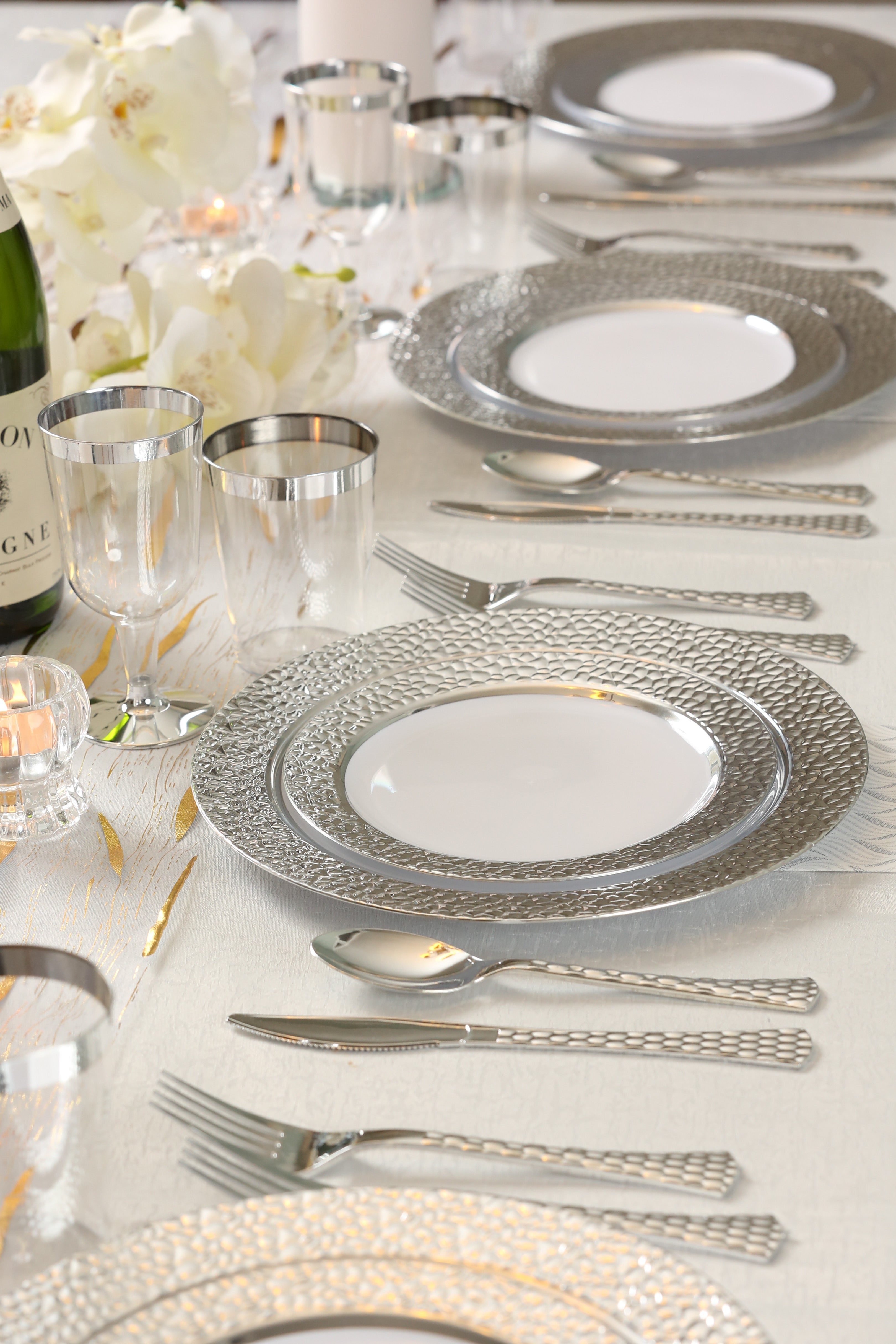 White and Silver Round Plastic Plates - Hammered Design - Durable Disposable Dinnerware for Parties, Picnics, and Outdoor Events