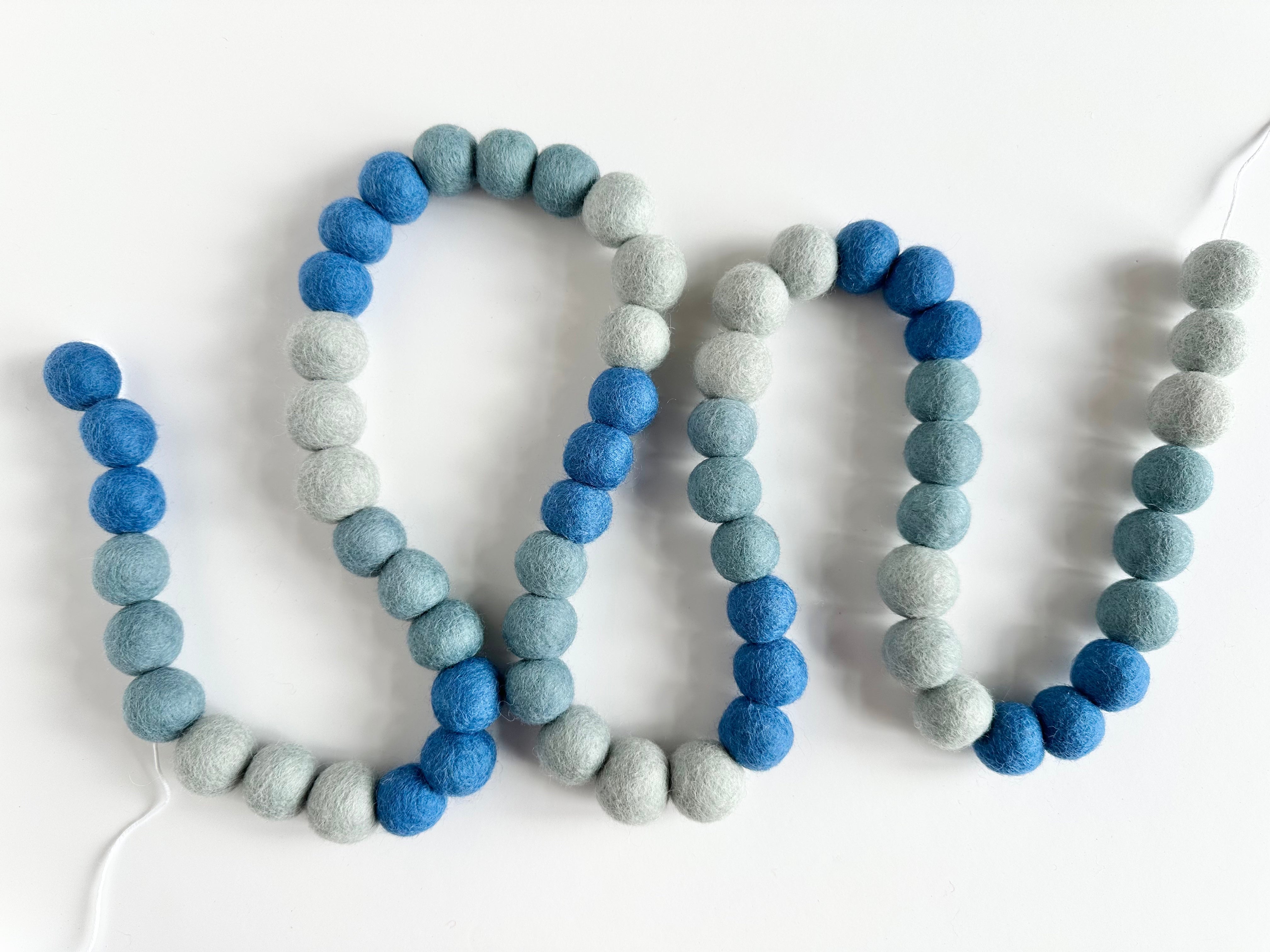 Blue Ombre Color Block Garland - Party Decorations, Baby Shower, Wedding Backdrop, Home Decoration | Perfect for Birthday Parties, Nursery Room & Photo Booth Backgrounds