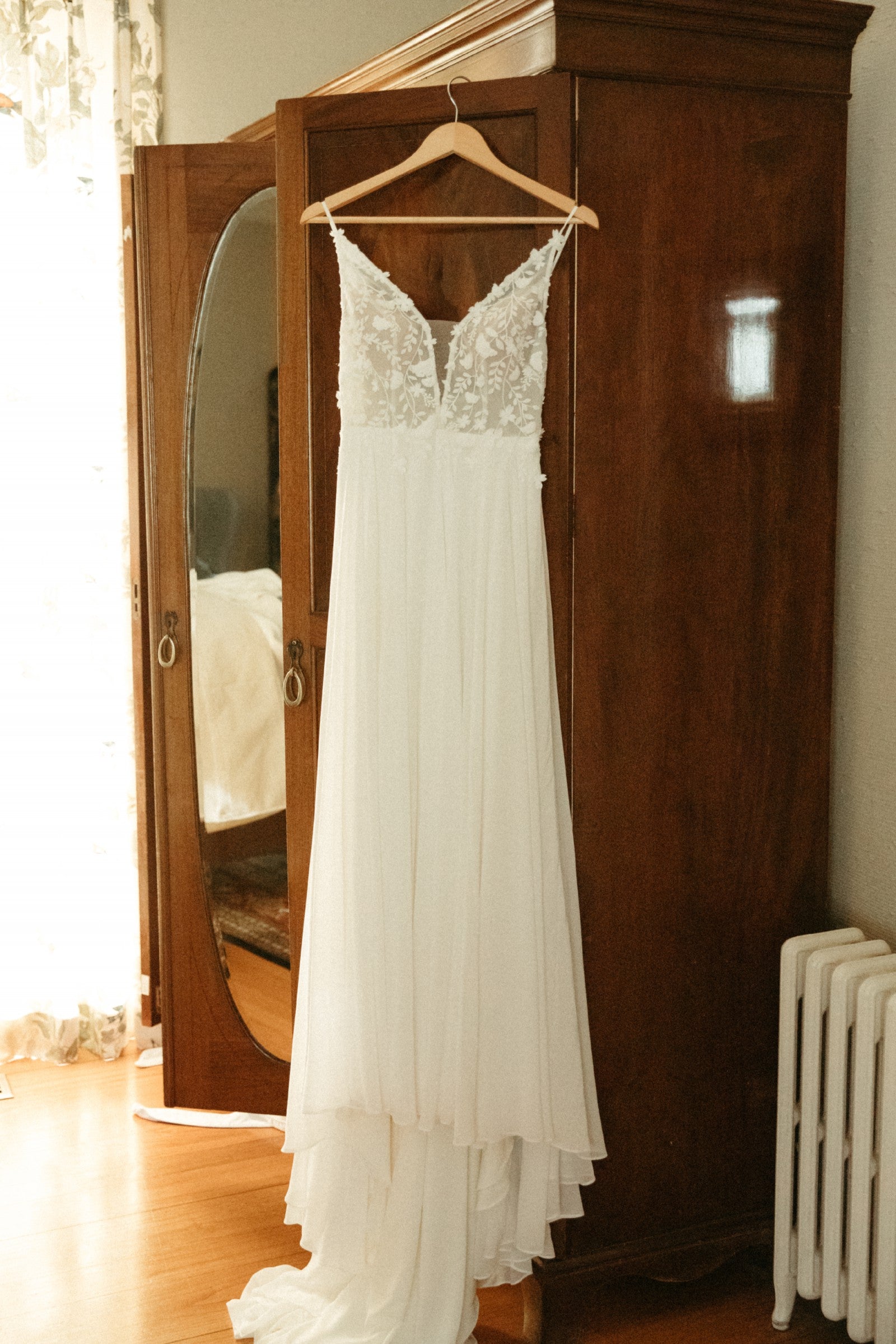 Jenny Yoo Kelsey Gown - Elegant A-Line Wedding Dress with Lace Details | Perfect for Bridal, Formal Events & Special Occasions