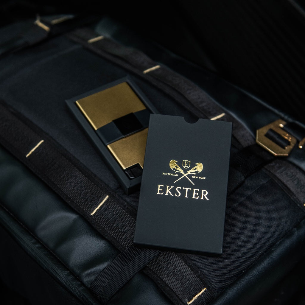 18K Gold Luxury Card Holder - Slim RFID Blocking Credit Card Wallet for Men & Women - Perfect for Business, Travel, and Everyday Use