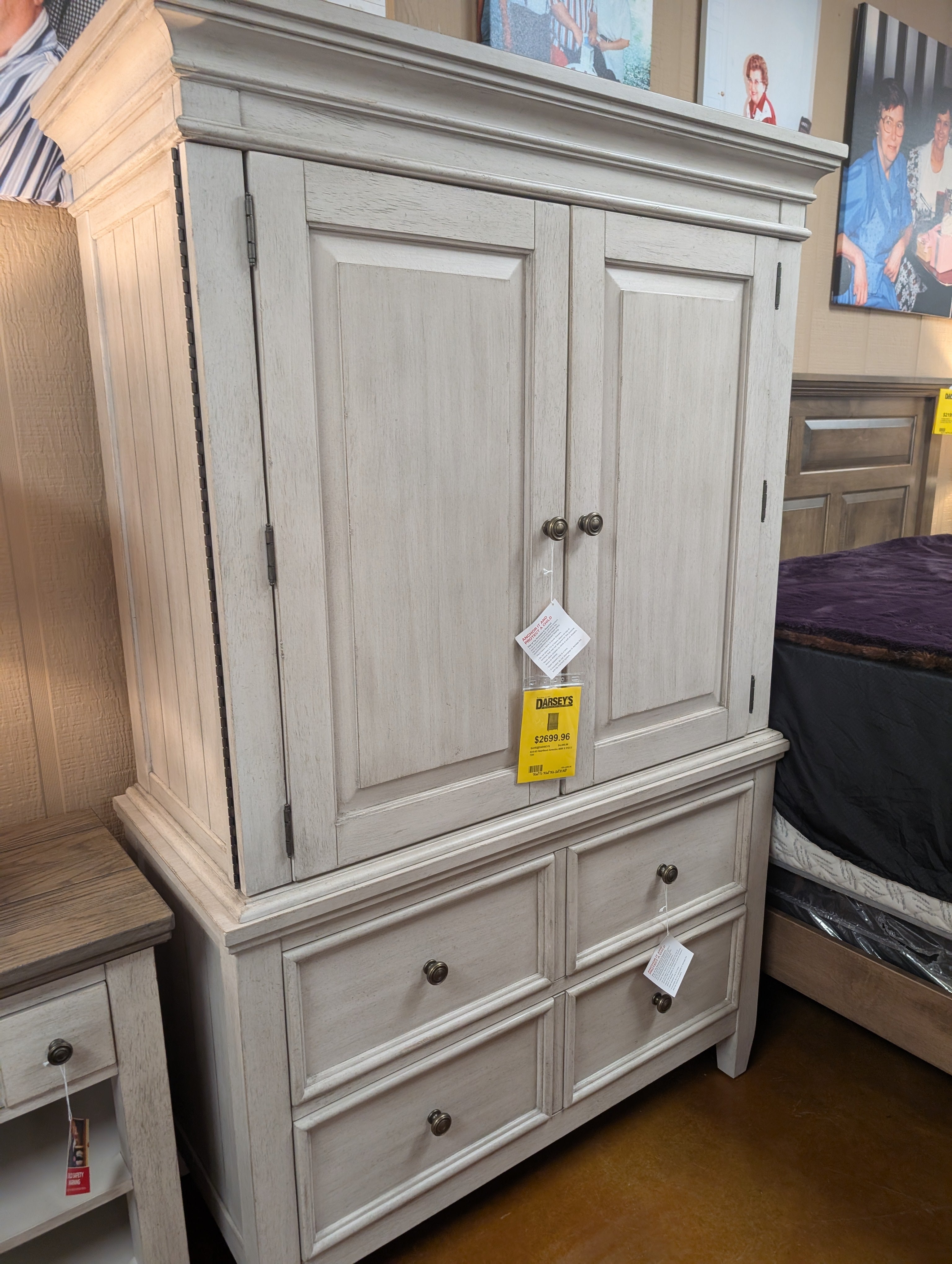 824 Heartland Queen Bed Frame Set with Headboard, Footboard, Rails, Chest & Nightstand - Complete Bedroom Furniture Bundle for Cozy Master Bedroom Decor