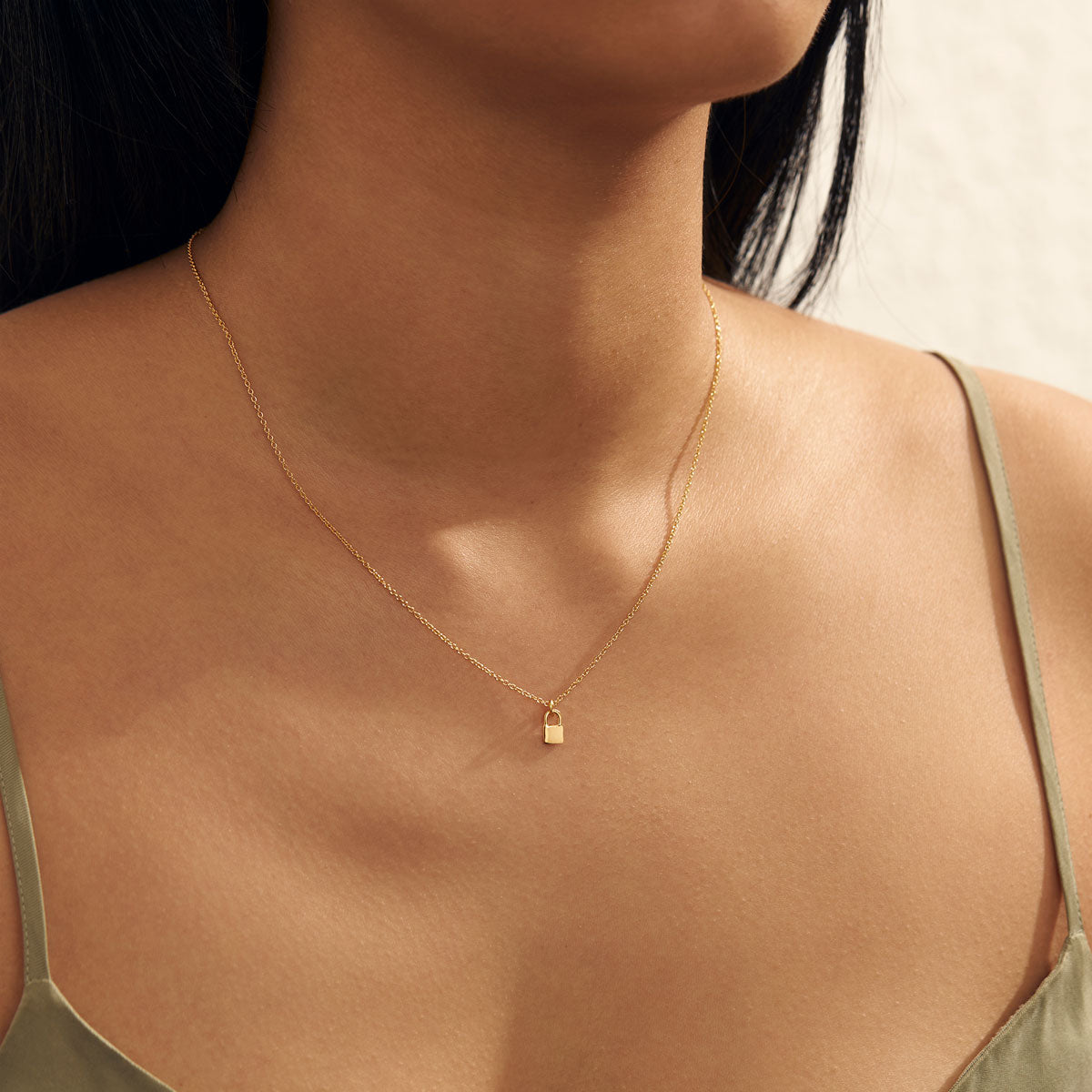 Lock Me Up Necklace Gold - Elegant Gold Heart Pendant Necklace for Women | Perfect for Valentine's Day, Anniversary & Romantic Gifts | Jewelry for Date Night & Special Occasions