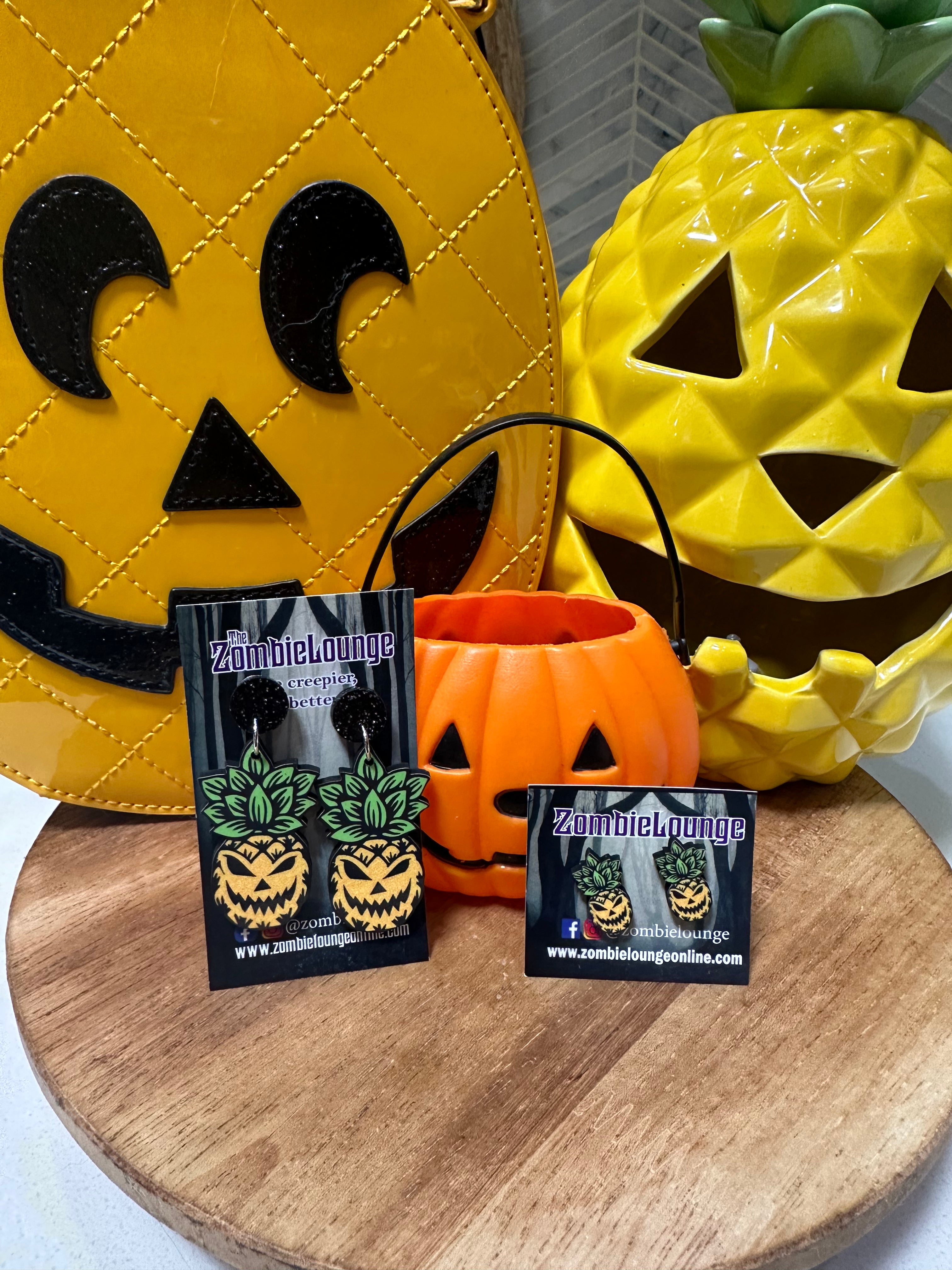 Spooky Pineapple Earrings for Women - Halloween Dangle Drop Earrings - Cute Fruit Jewelry Gift for Party & Costume Accessories