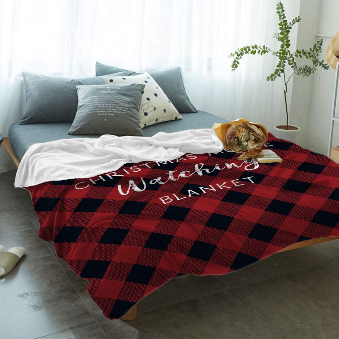 Premium Lightweight Fleece Blanket - Ultra Soft Cozy Microfiber All-Season Throw (40