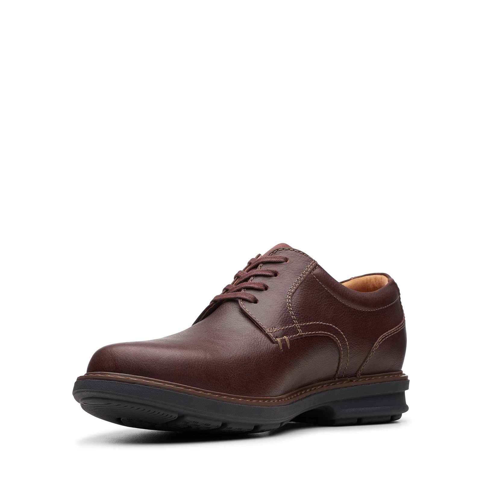 Clarks Men's Rendell Plain Oxford Shoes - Classic Comfortable Casual Dress Shoes for Business & Office Wear