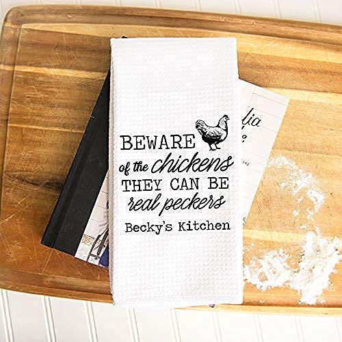 Personalized Chicken Mom Towel - Custom Gift for Chicken Lovers, Backyard Farmers & Poultry Enthusiasts - Perfect for Birthdays, Mother's Day & Farmhouse Decor