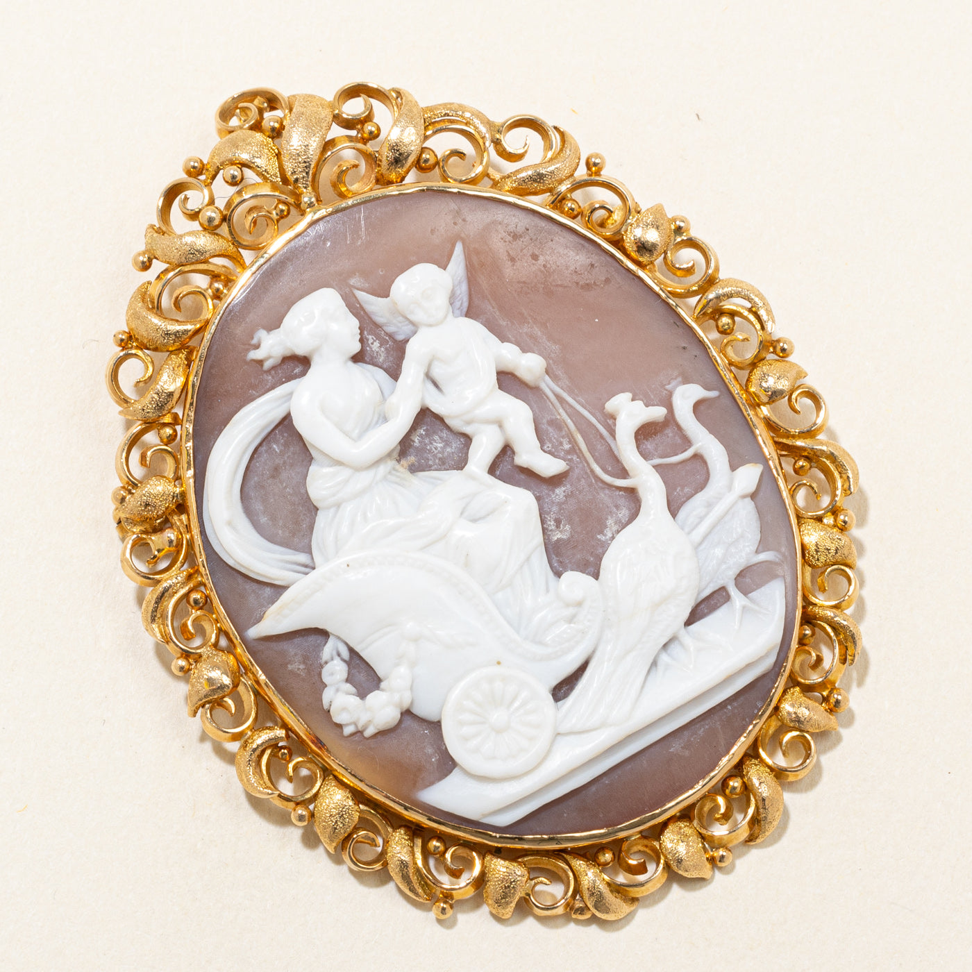 Vintage 'Cavelti' Carved Shell Cameo Brooch & Pendant - 30.00ct Genuine Cameo Jewelry - Elegant Antique Pin & Necklace for Women - Perfect for Weddings, Anniversaries & Special Occasions
