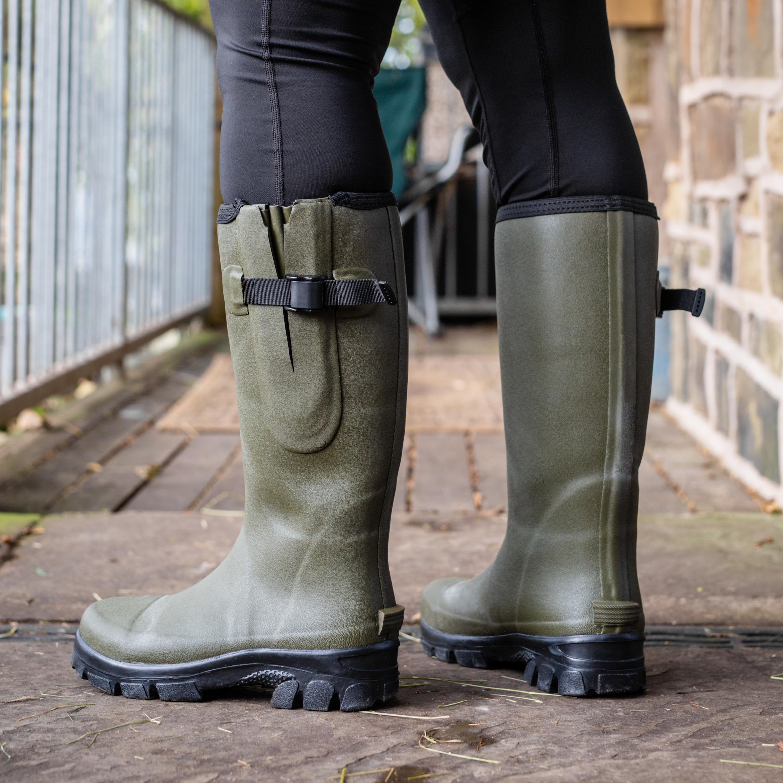 Women's Helton Neoprene Lined Waterproof Wellington Boots for Rain, Snow & Outdoor Activities - Gardening, Hiking & Farm Work