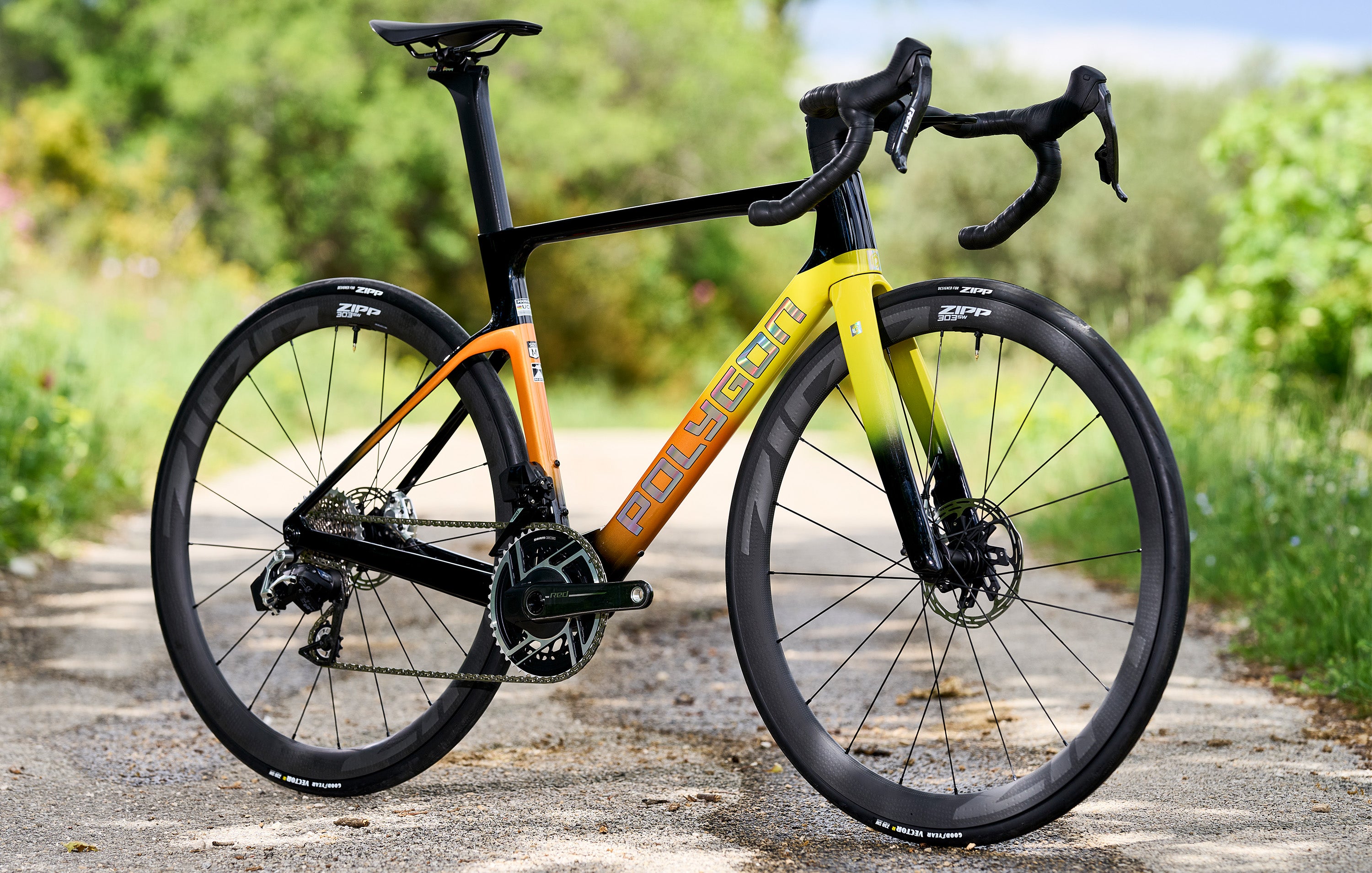 SRAM Red AXS Carbon Road Bike - Polygon Helios A0 | Lightweight & High-Performance for Racing & Endurance | Perfect for Competitive Cyclists & Long-Distance Rides