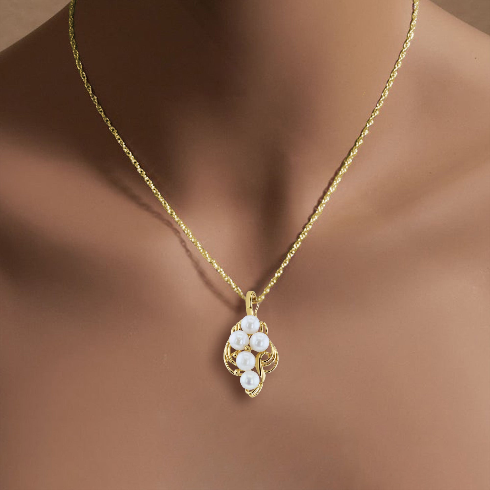 5MM Pearl Cluster Necklace - 14K Yellow Gold Jewelry for Women, Elegant Gift for Wedding, Anniversary & Special Occasions