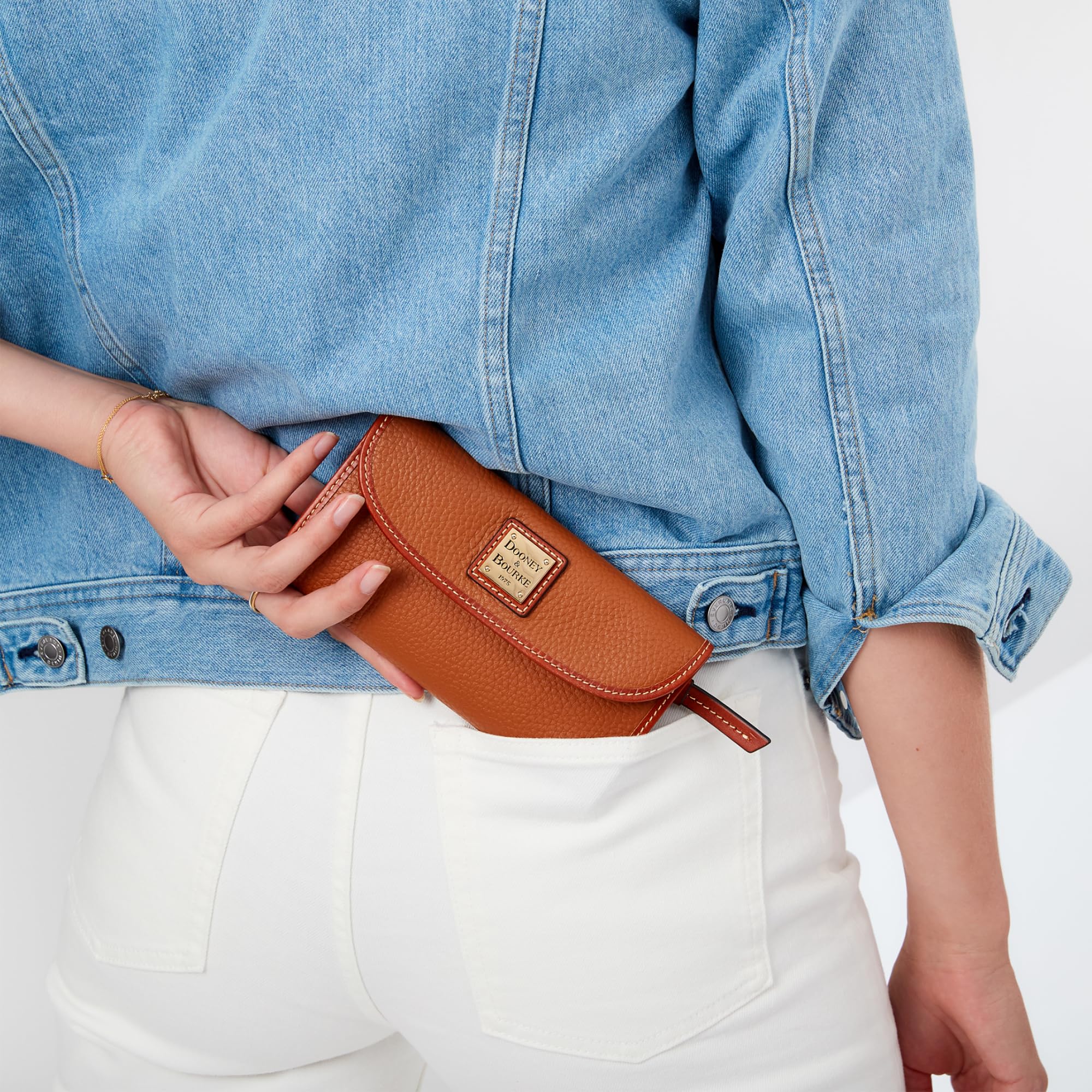 Dooney & Bourke Pebble Grain Continental Clutch Wallet for Women - Genuine Leather Zip Around Wallet with Multiple Card Slots - Perfect for Everyday Use, Travel & Business