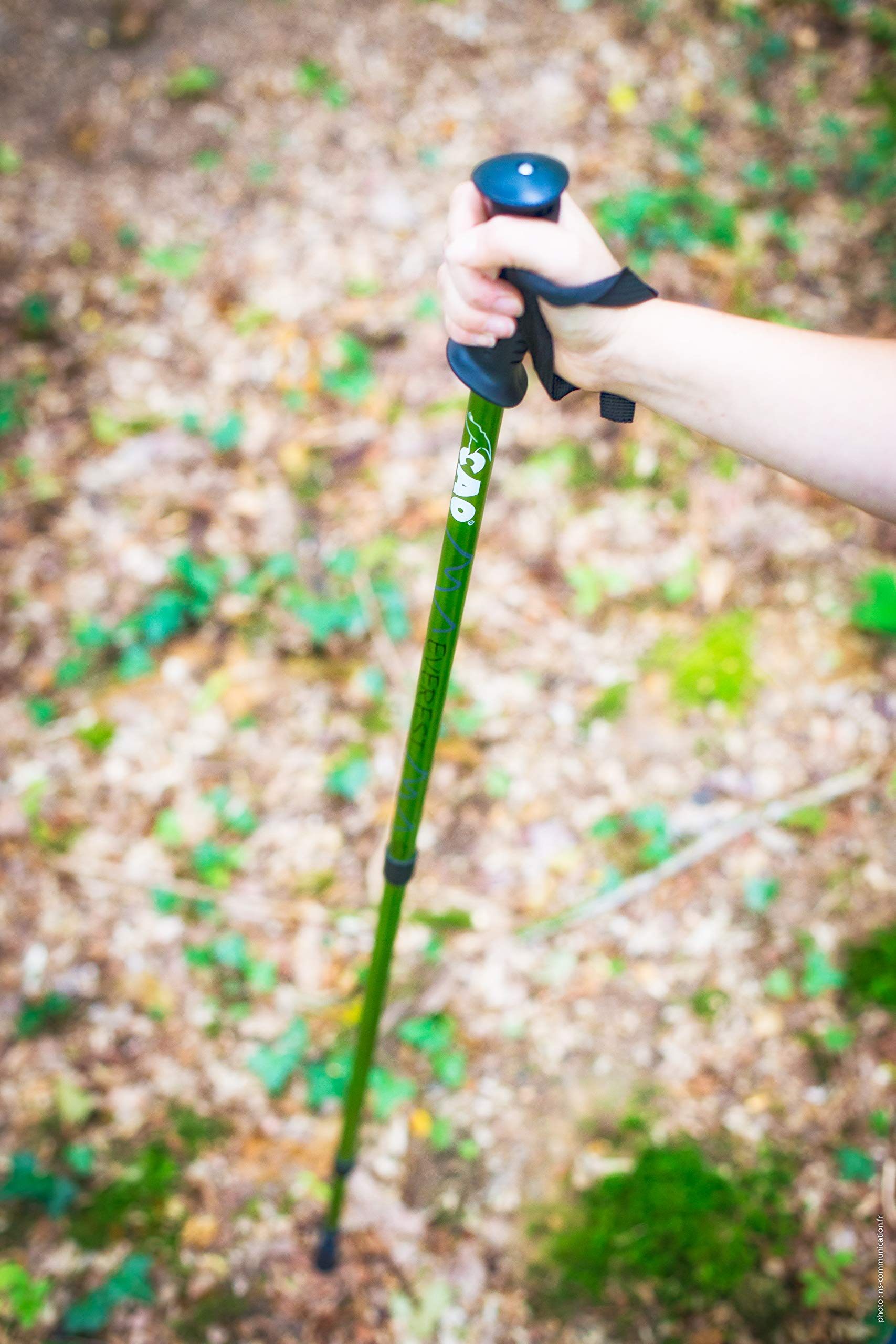 Lightweight Adjustable Trekking Poles for Hiking & Backpacking - Pair of 2 with Anti-Shock Tips - Perfect for Camping, Mountain Climbing & Outdoor Adventures