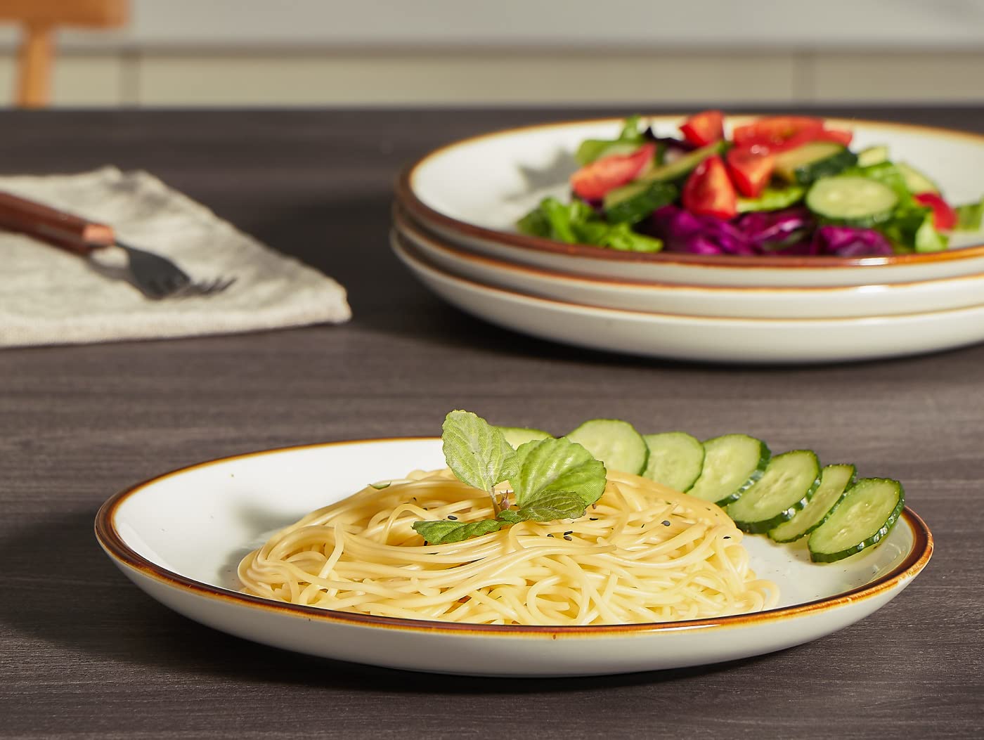 ONEMORE 10.5 Inch Dinner Plates and 30 oz Pasta Bowls Set - Microwave, Oven & Dishwasher Safe - Cream White Porcelain Dinnerware for Family Meals, Parties & Restaurant Use