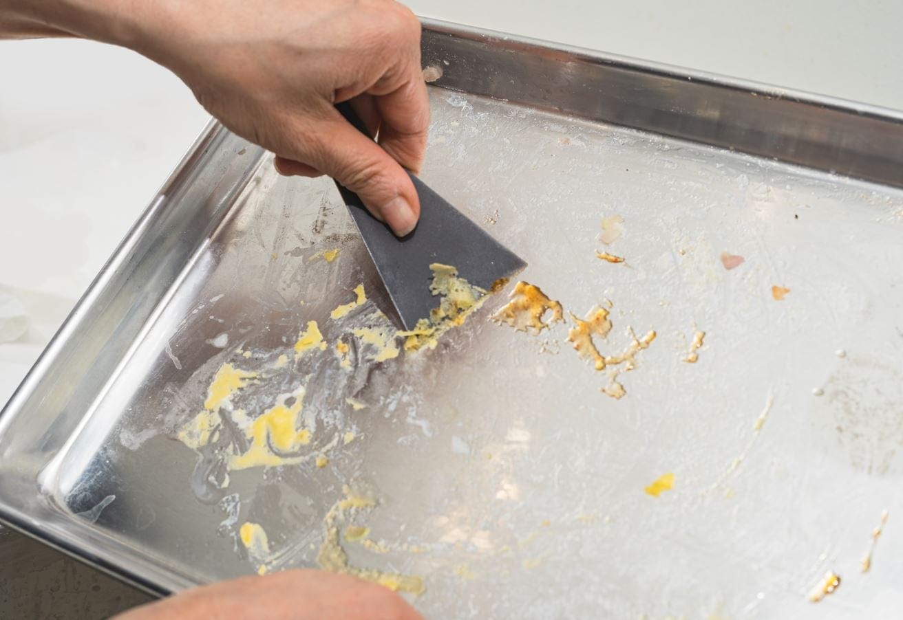 Multi-Purpose Cleaning Scraper Tool - Stainless Steel Blade for Kitchen, Bathroom & Glass Surfaces - Perfect for Removing Stickers, Grime & Hard Water Stains
