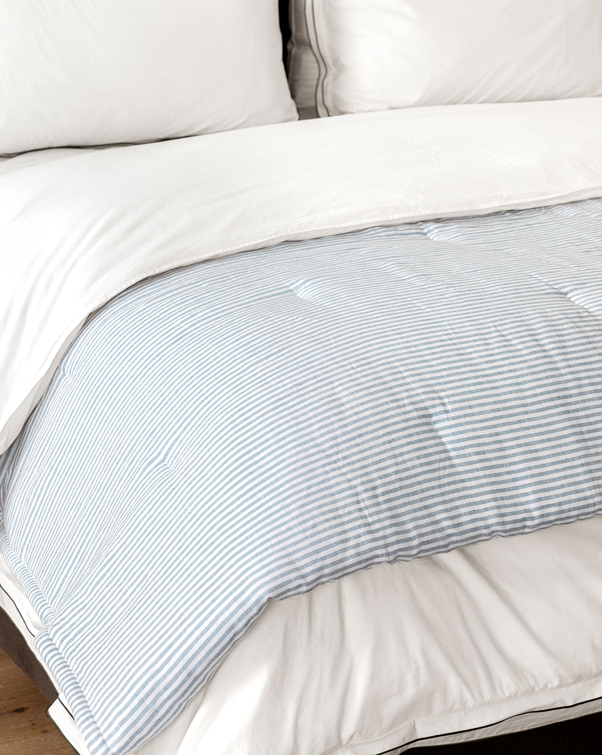 Premium Rosemary Scented Quilt - Soft & Breathable Bedding for All Seasons | Perfect for Home, Office, or Travel Use