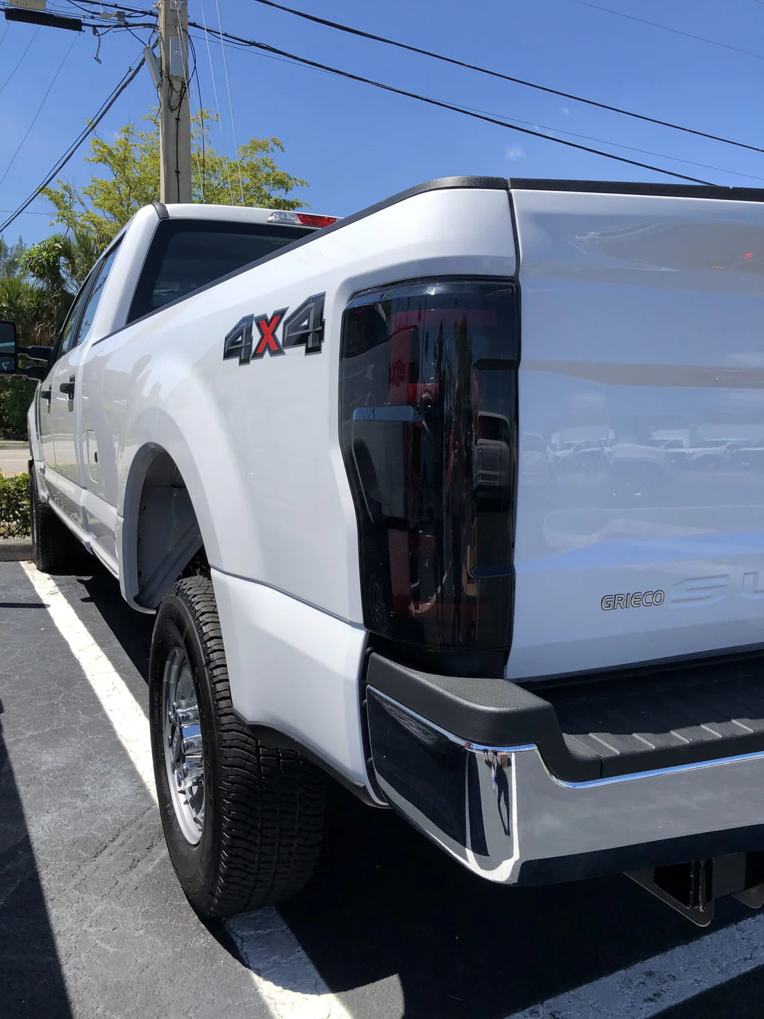 Ford Super Duty F250 F350 F450 F550 2017-2019 LED Tail Lights - Smoked OLED Replacement for OEM - Upgrade Your Truck Lighting for Night Driving & Enhanced Visibility