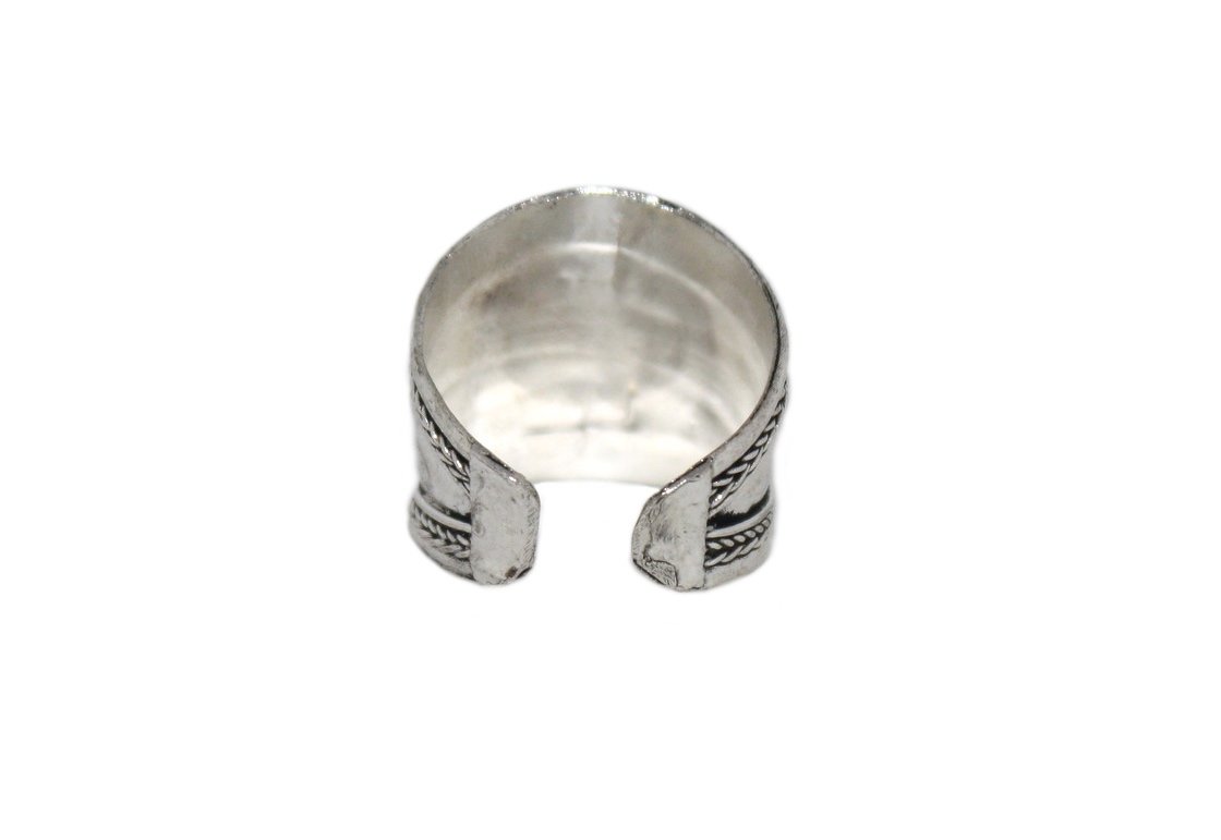 Adjustable Rose Quartz Ring for Women - Yoga, Meditation & Healing Crystal Jewelry - Perfect for Stress Relief, Chakra Balancing & Spiritual Wellness