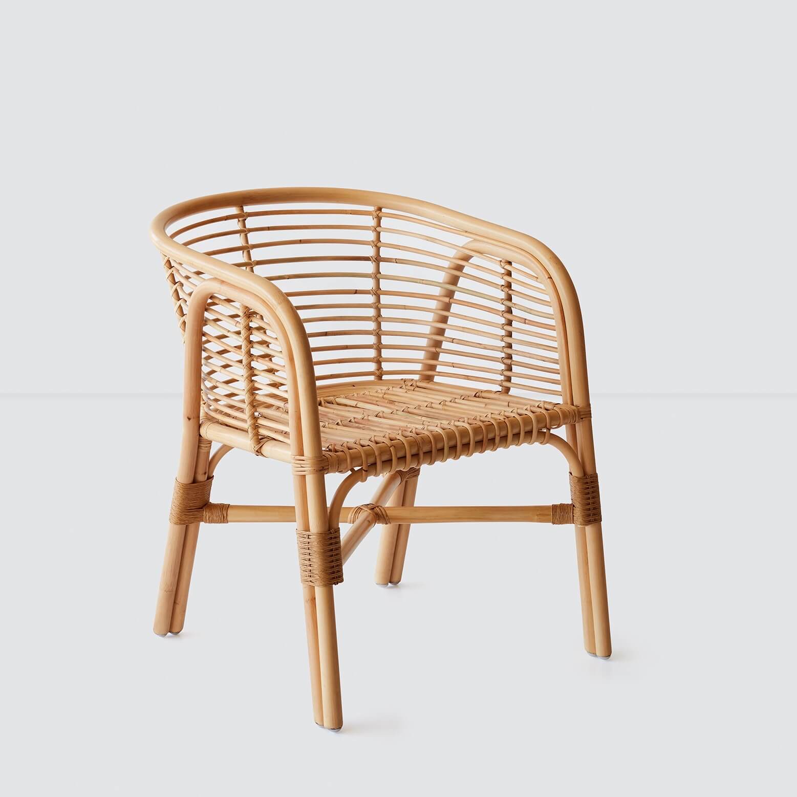 Premium Lombok Rattan Lounge Chair - Handwoven Natural Rattan, Waterproof Cushion - Perfect for Patio, Garden, Poolside & Indoor Relaxation