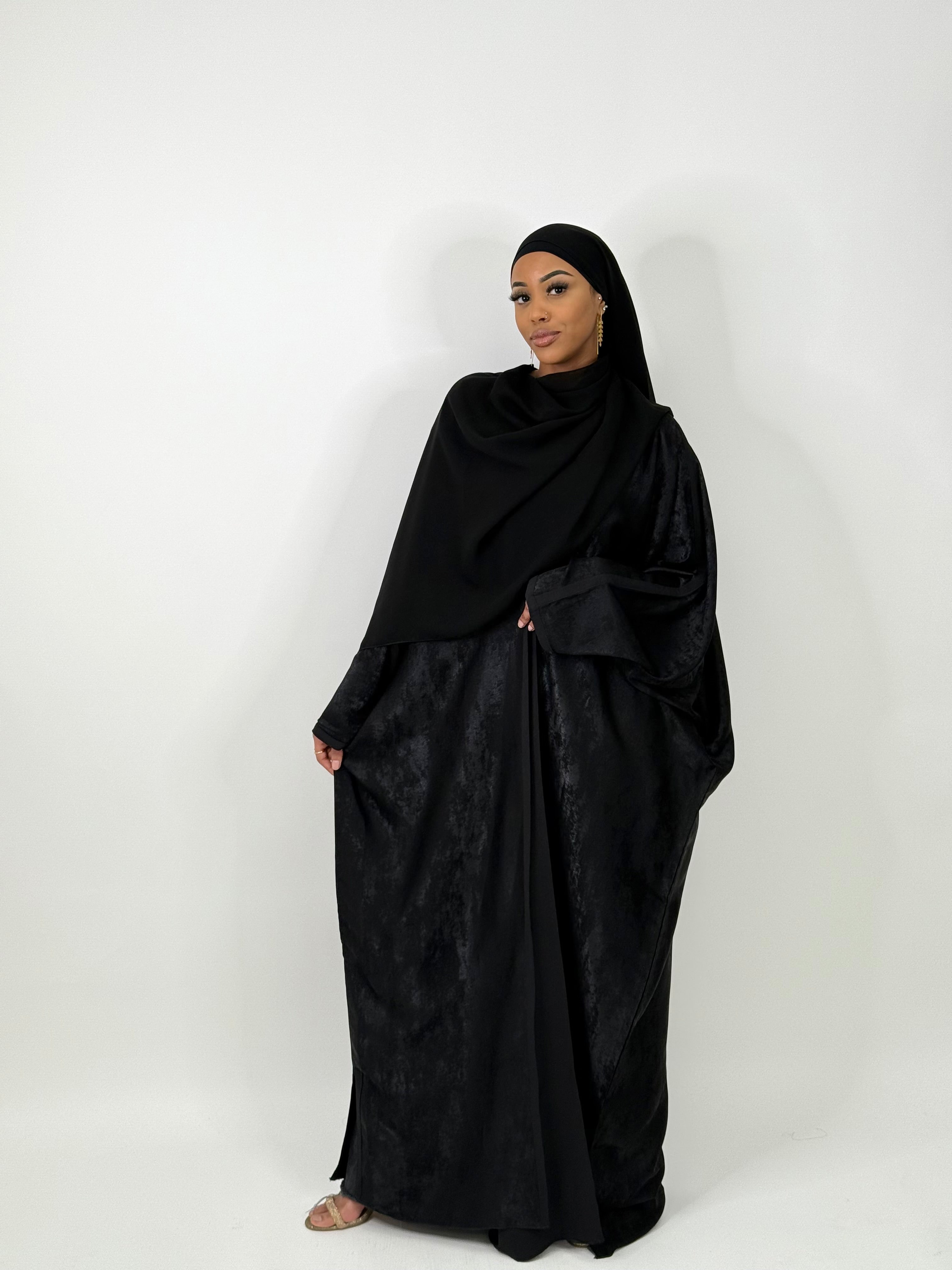 Elegant Classic Black Abaya for Women - Modest Islamic Dress for Prayer, Mosque & Everyday Wear