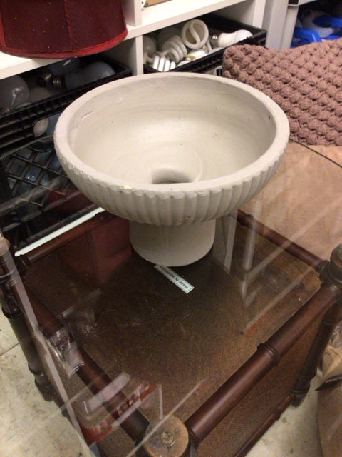 Bo Concepts Grey Footed Pot - Modern Ceramic Planter with Drainage Hole for Indoor Plants, Succulents & Home Decor | Perfect for Living Room, Office & Garden Decorations
