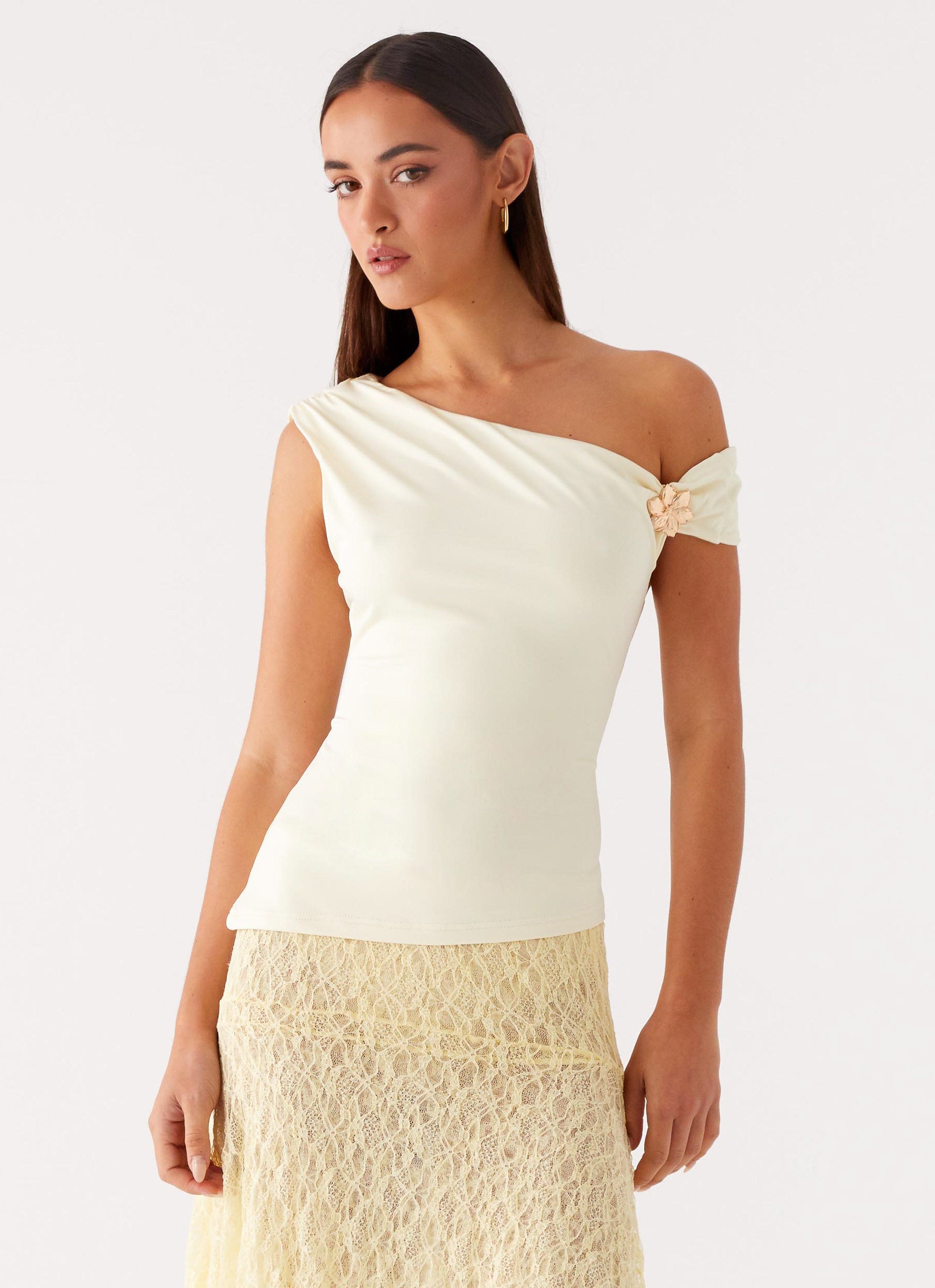 Stylish Yellow Catch Flights Top - Trendy Women's Airplane Outfit for Travel & Vacation