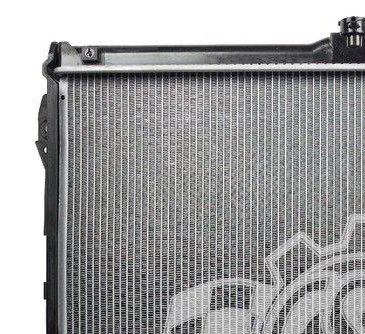 High-Performance Aluminum Radiator for Cars & Trucks - Efficient Engine Cooling Solution for Daily Commute & Off-Road Adventures