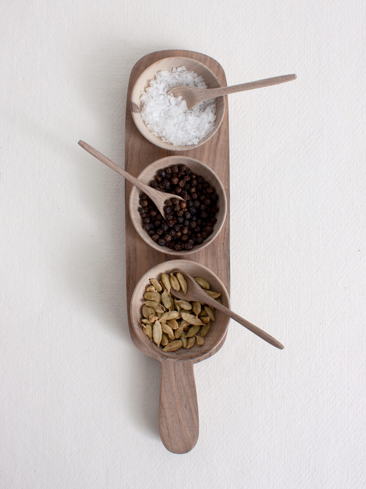 Premium Walnut Wood Serving Tray with 3 Mini Spice Bowls - Handcrafted Wooden Appetizer Platter for Cheese, Nuts, Snacks - Perfect for Entertaining, Kitchen Organization & Gift Giving