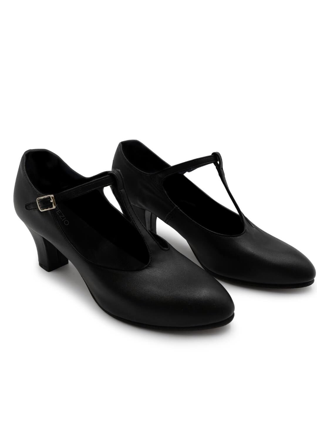 Capezio Women's Jr. Footlight T-Strap Dance Shoes - Jazz, Tap & Ballet Shoes for Performances & Practice | Perfect for Dance Recitals, Competitions & Studio Classes