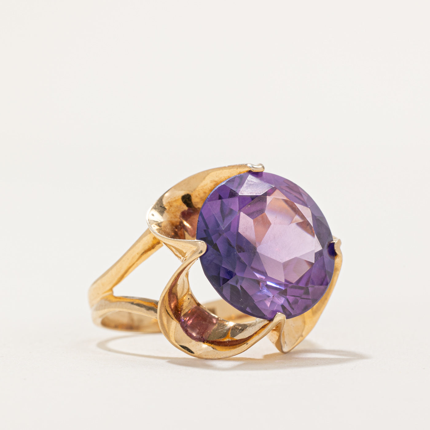 9.00ct Synthetic Color Change Sapphire Cocktail Ring - Size 7.75 | Elegant Evening Wear & Special Occasion Jewelry | Blue to Purple Gemstone Statement Piece